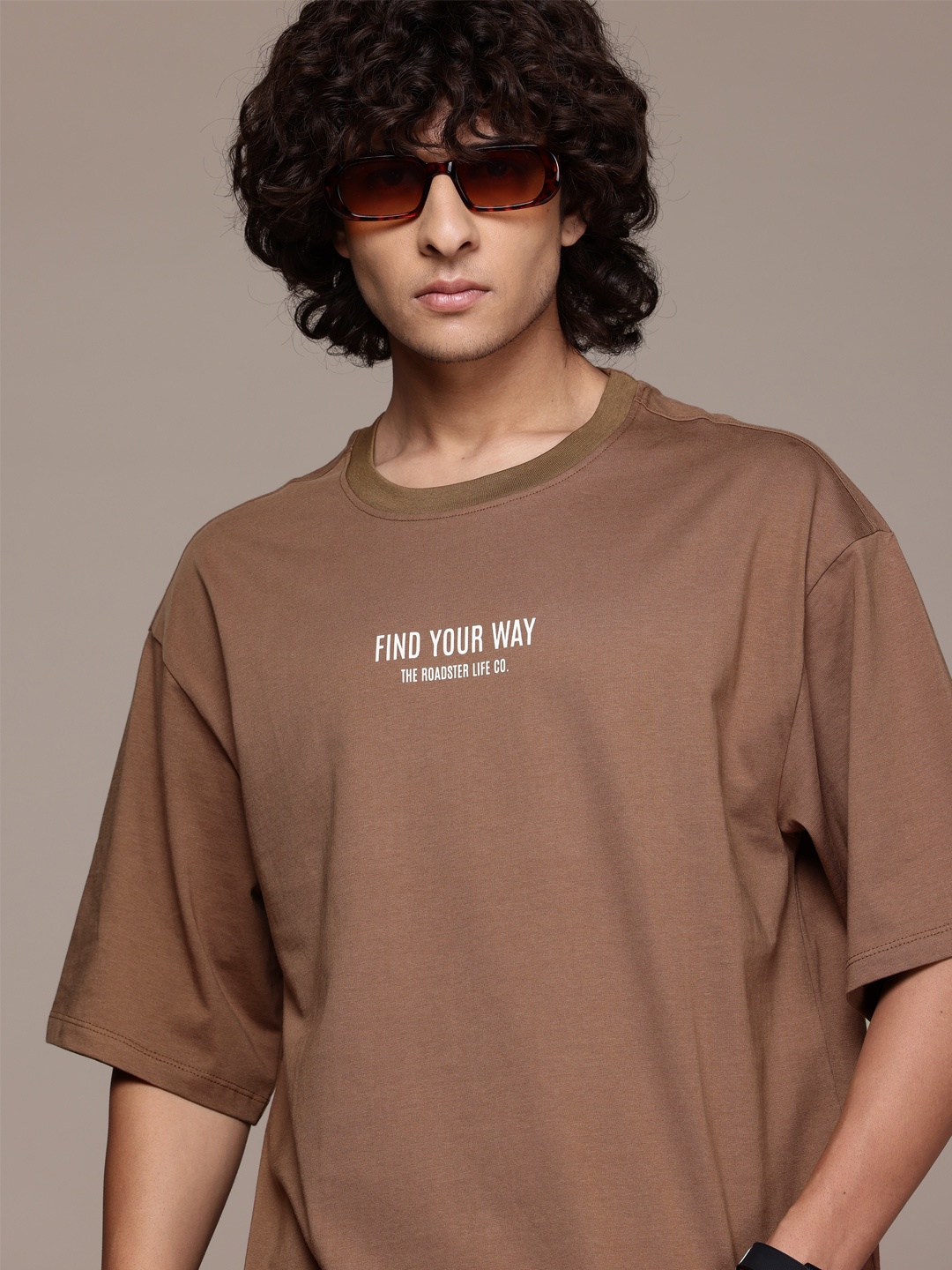 

The Roadster Lifestyle Co. Relaxed Fit Pure Cotton T-shirt, Brown