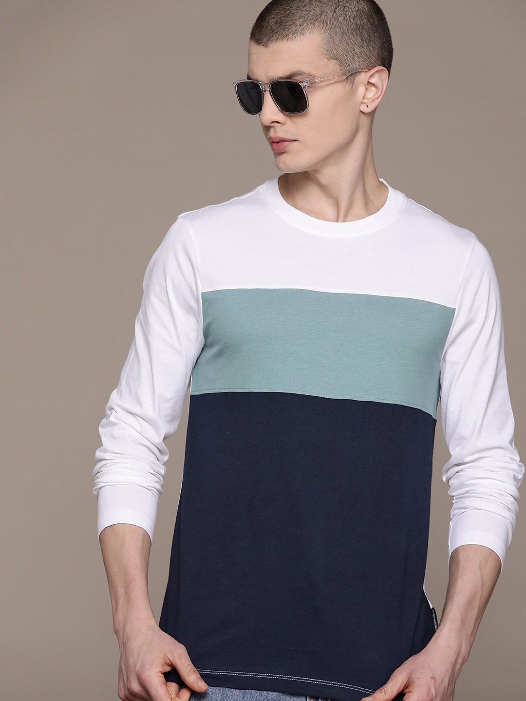 

Roadster Men Colourblocked Cotton T-shirt, White