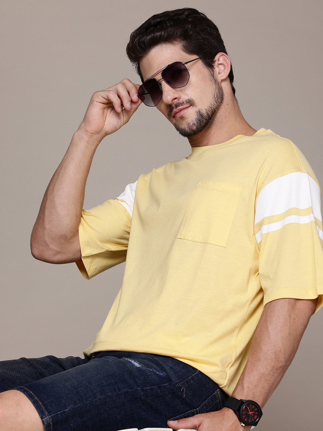 

Roadster Men Relaxed Fit Pure Cotton T-shirt With Chest Pocket, Yellow
