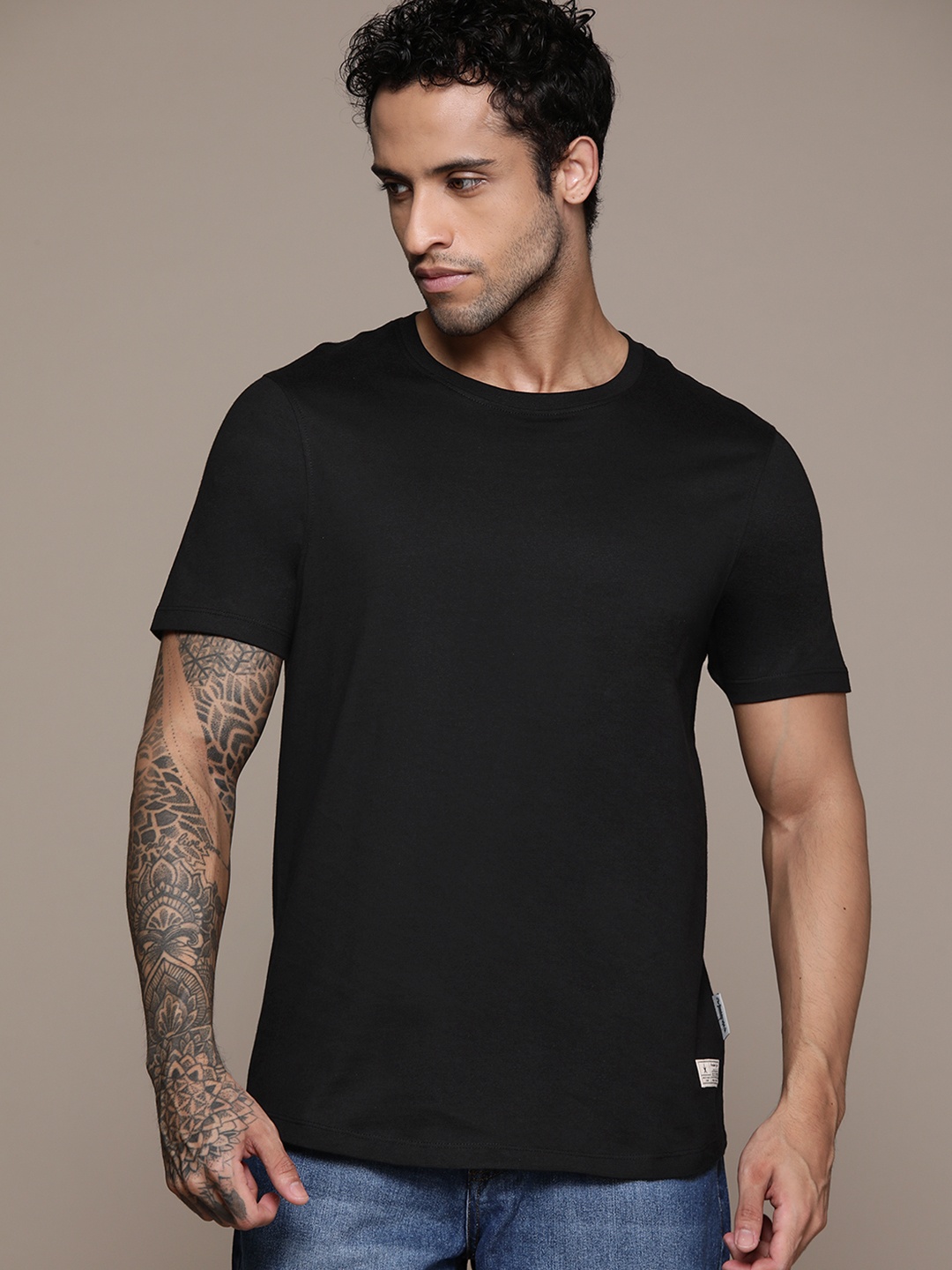 

The Roadster Life Co. Cotton T-shirt, Black