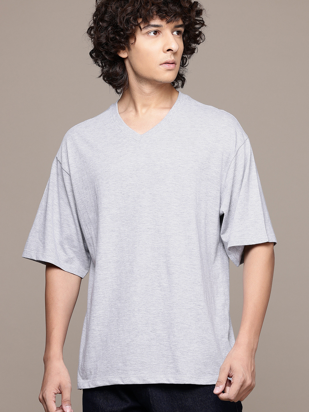 

The Roadster Lifestyle Co. V-Neck Drop-Shoulder Sleeves Pure Cotton Relaxed T-shirt, Grey melange