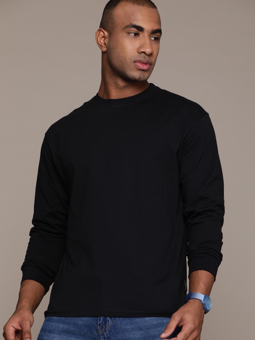 

The Roadster Lifestyle Co. Men Relaxed Fit Pure Cotton T-shirt, Black