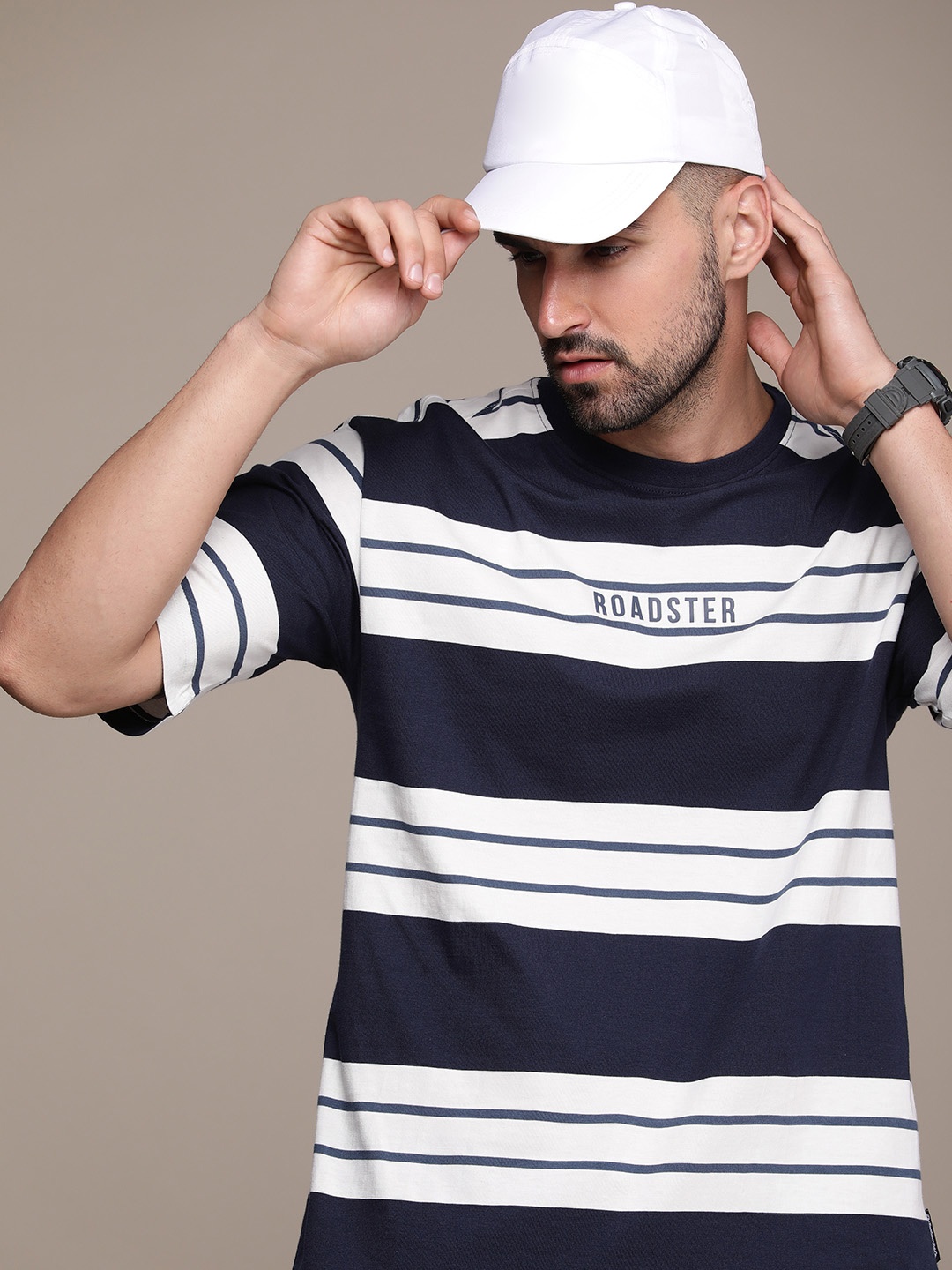 

The Roadster Life Co. Pure Cotton Striped Drop-Shoulder Sleeves Oversized T-shirt, Navy blue