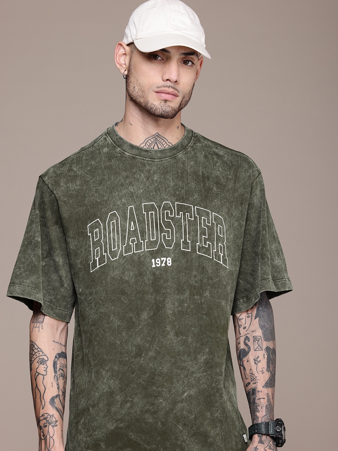 

The Roadster Lifestyle Co. Washed Brand Logo Printed Pure Cotton T-shirt, Olive