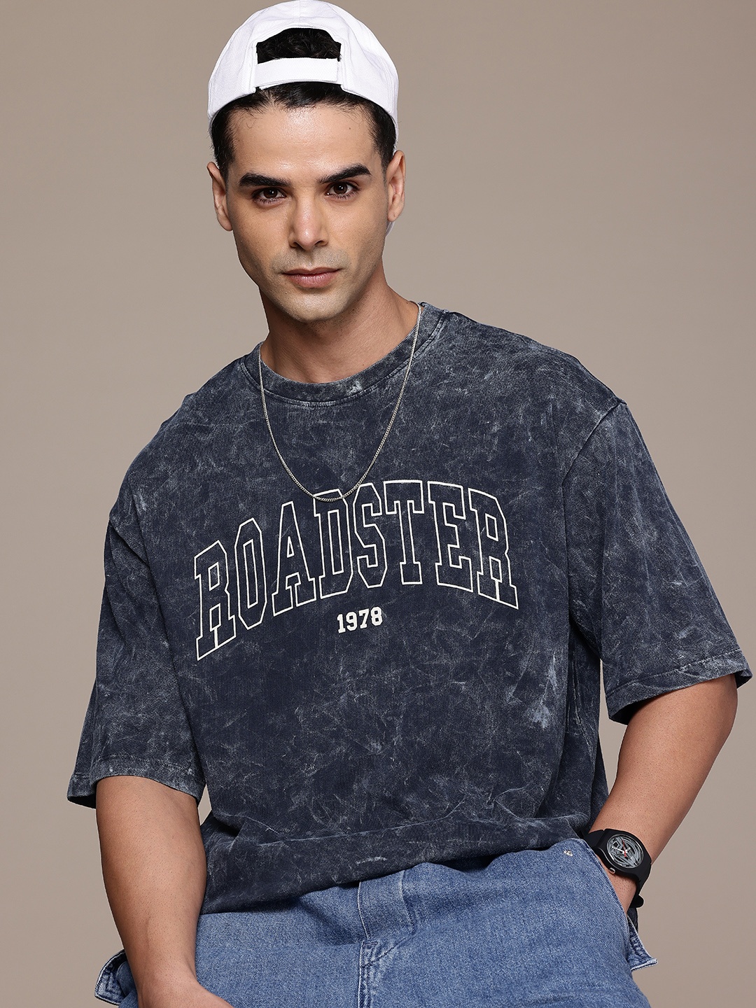 

The Roadster Life Co. Brand Logo Printed Washed Effect Pure Cotton Relaxed Fit T-shirt, Navy blue