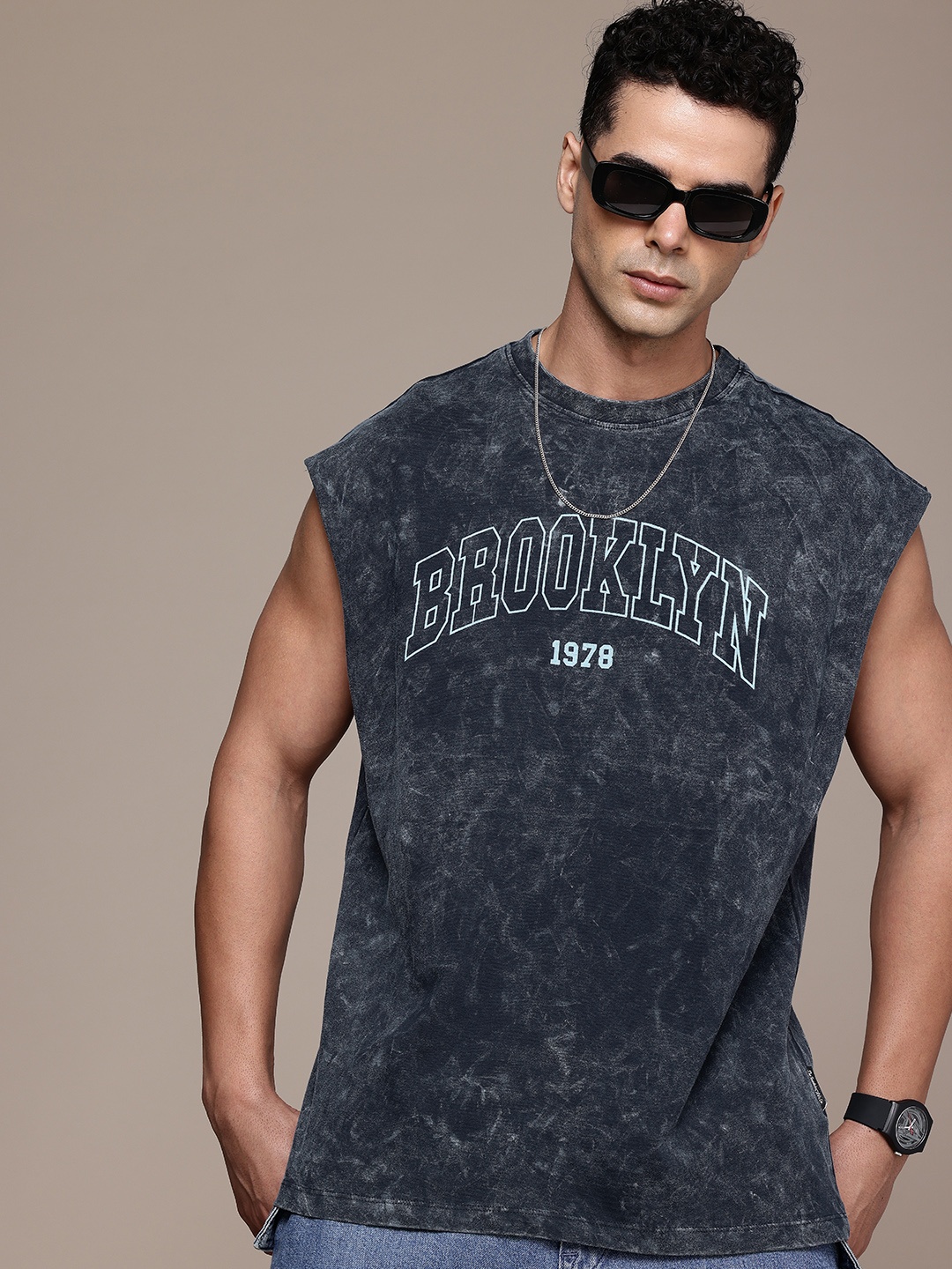 

The Roadster Life Co. Typography Printed Washed Effect Pure Cotton Relaxed Fit T-shirt, Navy blue