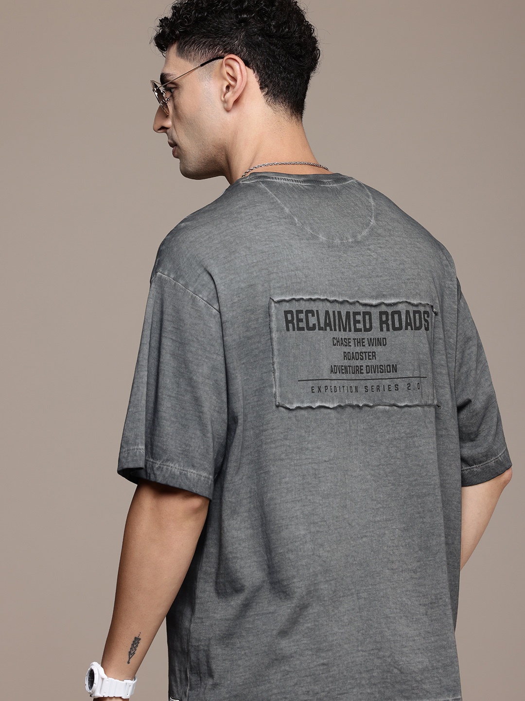 

The Roadster Life Co. Pure Cotton Relaxed Fit Printed Drop-Shoulder Sleeves Washed T-shirt, Grey