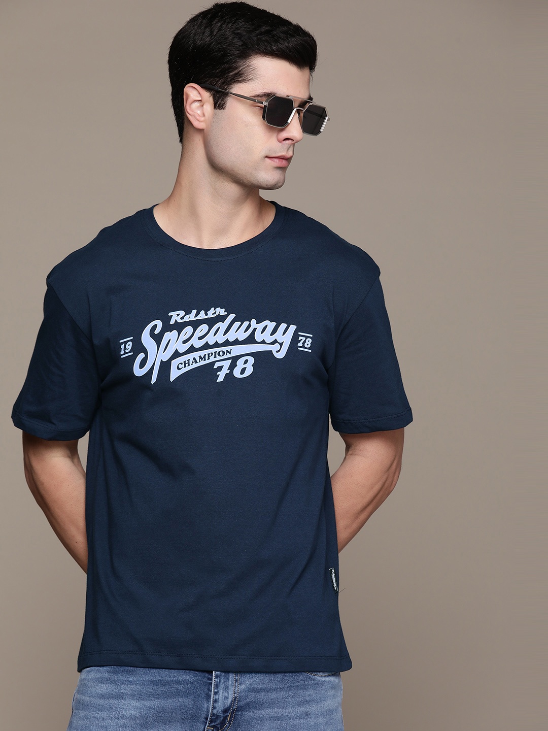 

The Roadster Lifestyle Co. Men Typography Printed Pure Cotton T-shirt, Navy blue