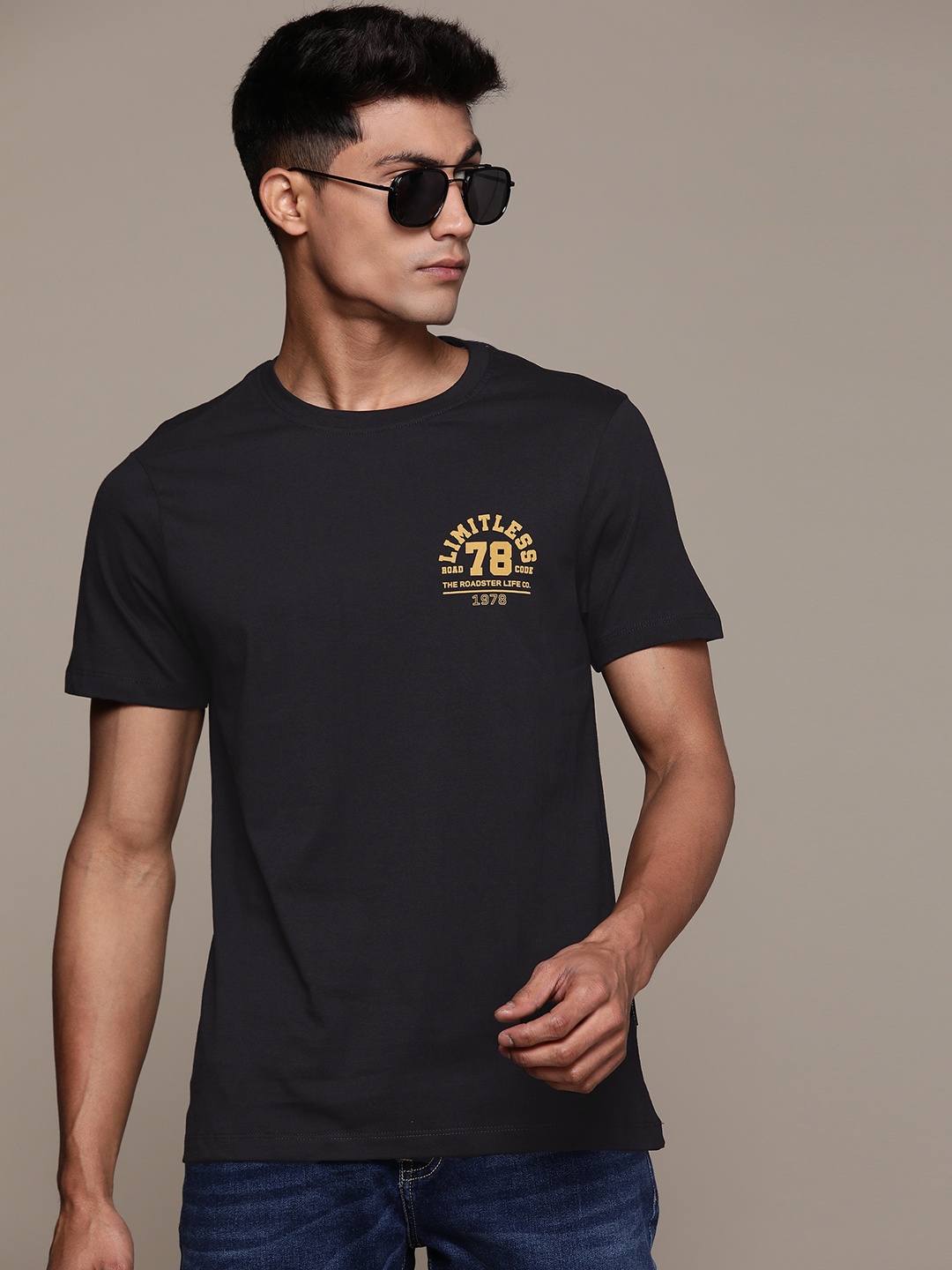 

The Roadster Lifestyle Co. Men Pure Cotton T-shirt, Black