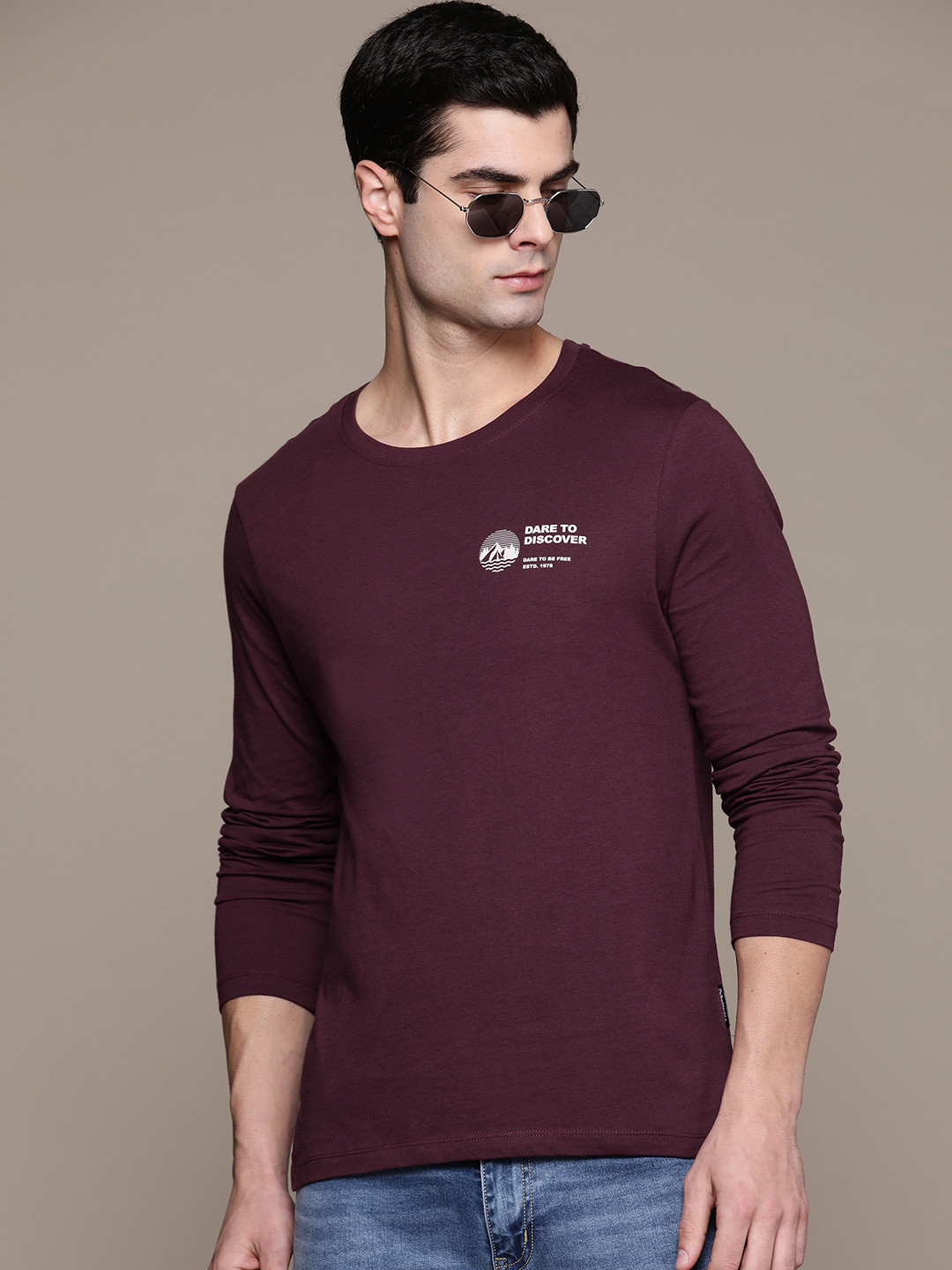

The Roadster Lifestyle Co. Men Pure Cotton T-shirt, Burgundy
