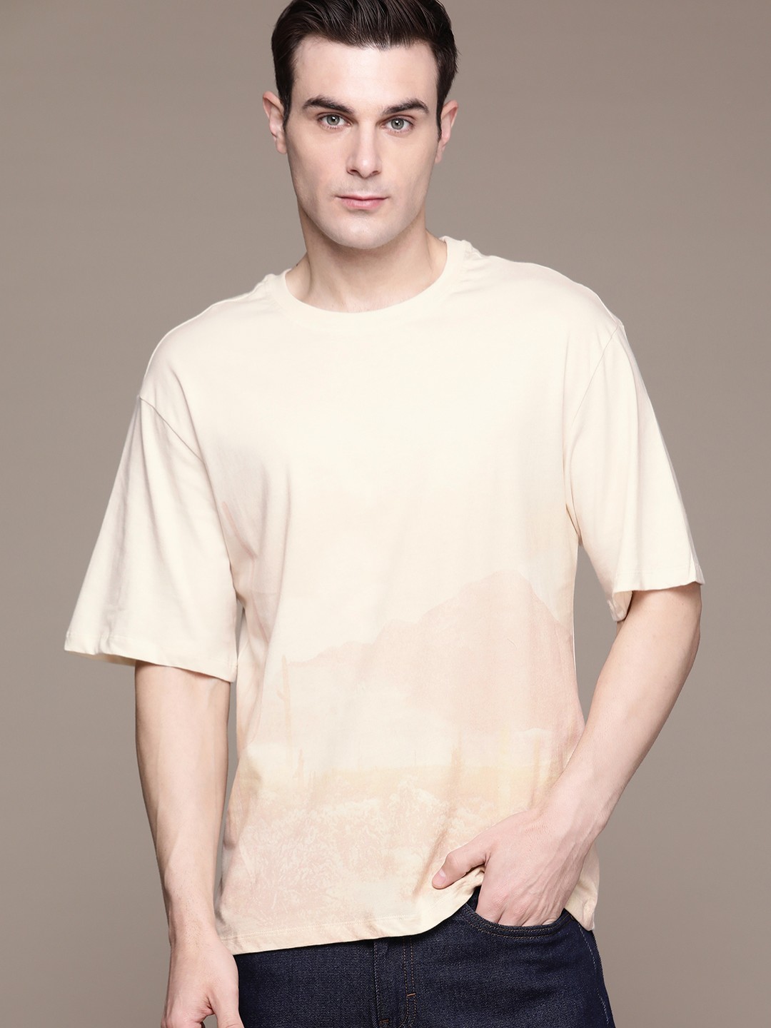 

The Roadster Lifestyle Co. Printed Pure Cotton T-shirt, Off white