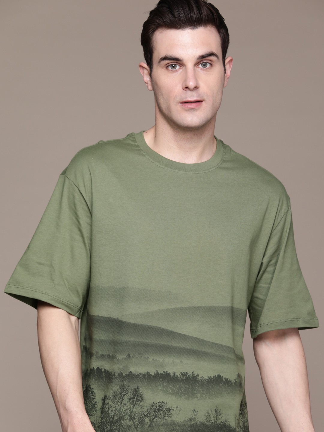 

The Roadster Lifestyle Co. Printed Drop-Shoulder Sleeves Pure Cotton T-shirt, Olive