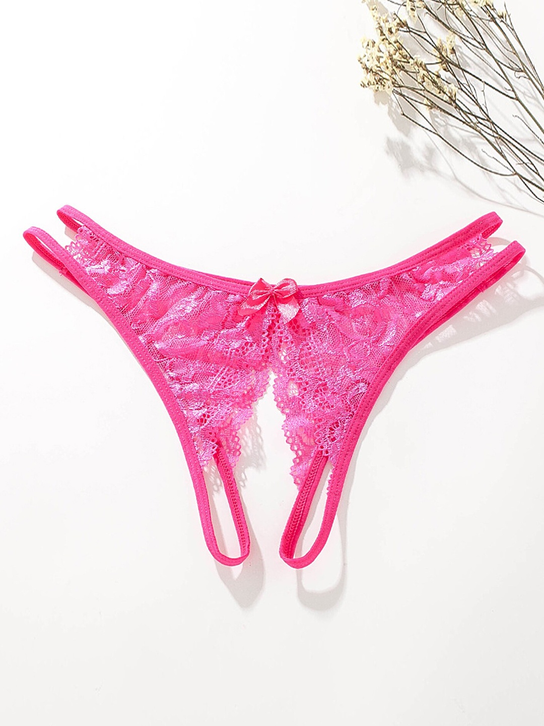 

LULU & SKY Self-Design Low-Rise Thongs, Rose
