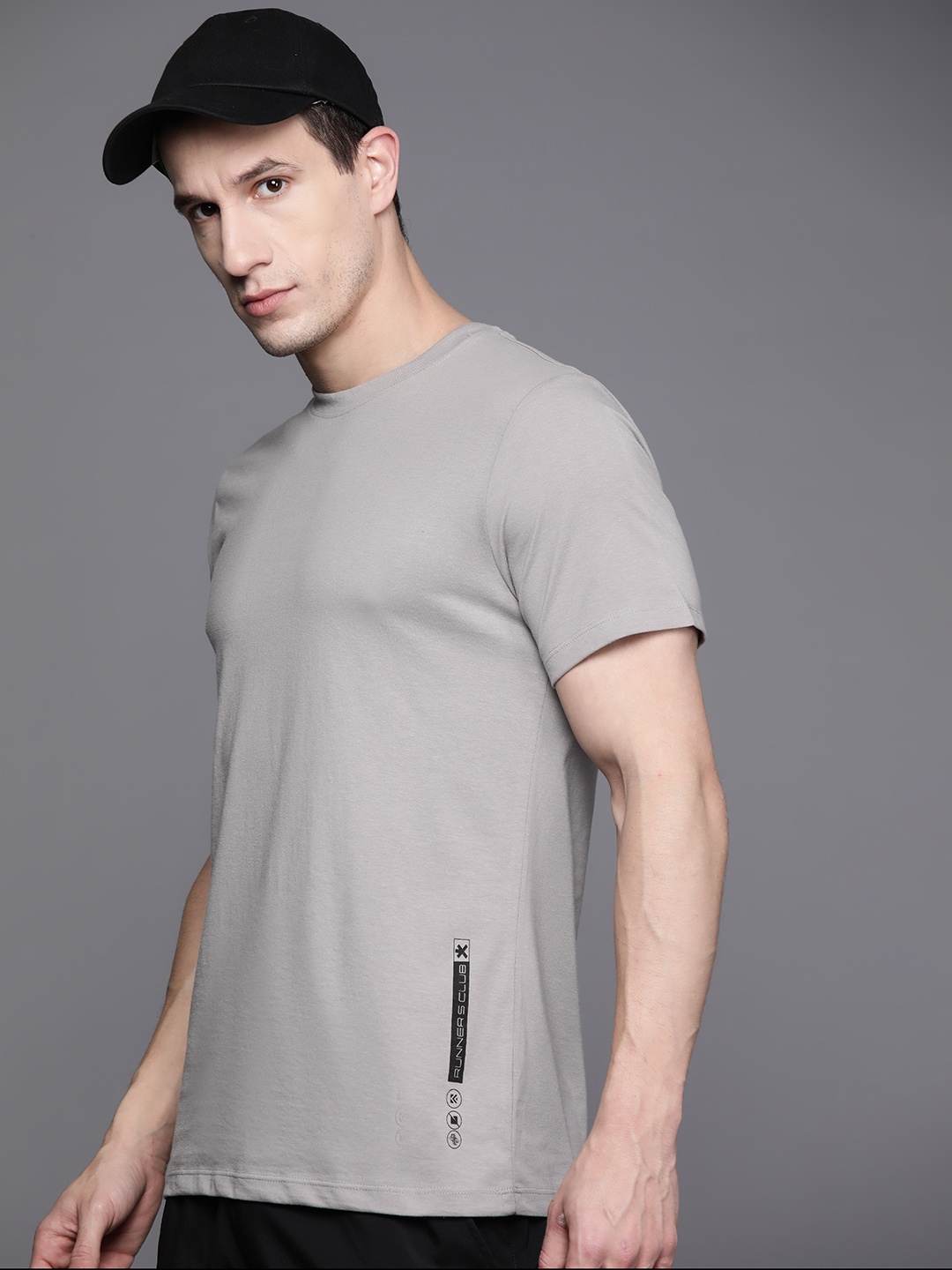 

HRX by Hrithik Roshan Rapid-Dry Running T-shirt, Grey