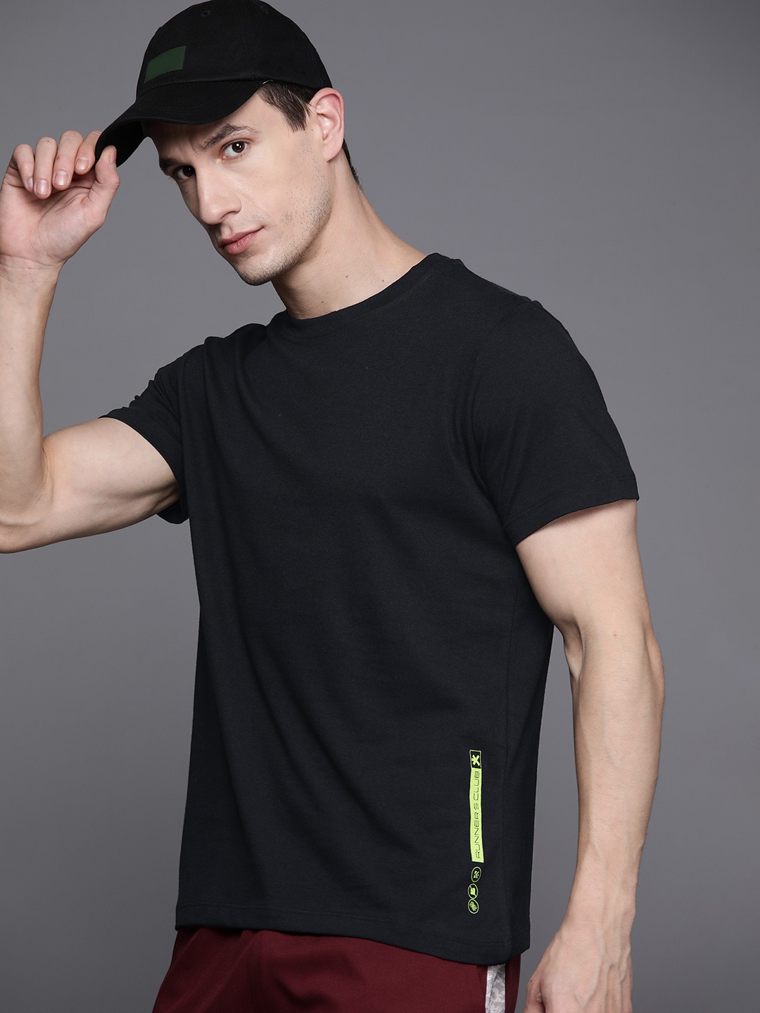 

HRX by Hrithik Roshan Rapid-Dry Running T-shirt, Black