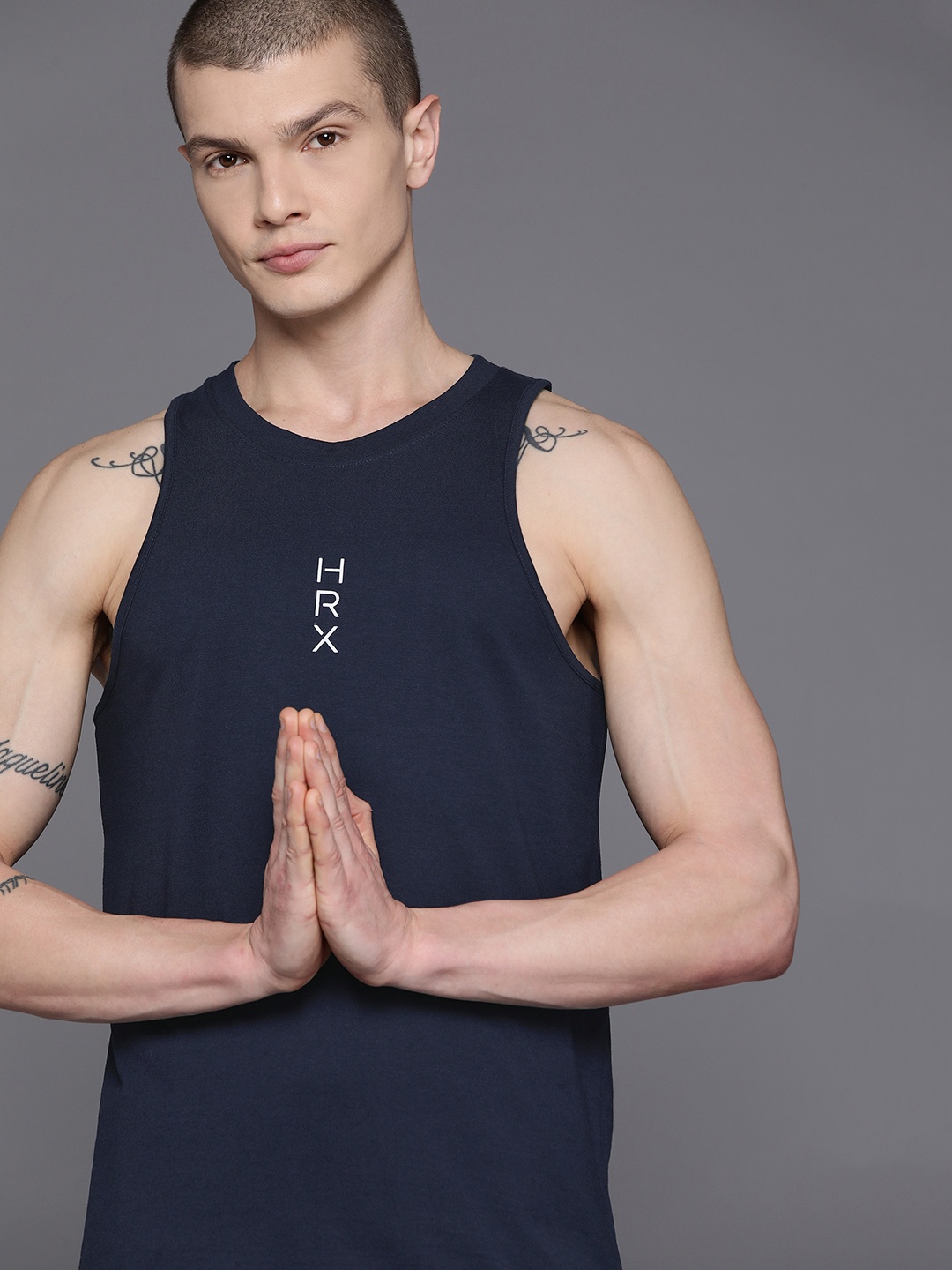

HRX by Hrithik Roshan Brand Logo Printed Sleeveless Yoga T-shirt, Navy blue