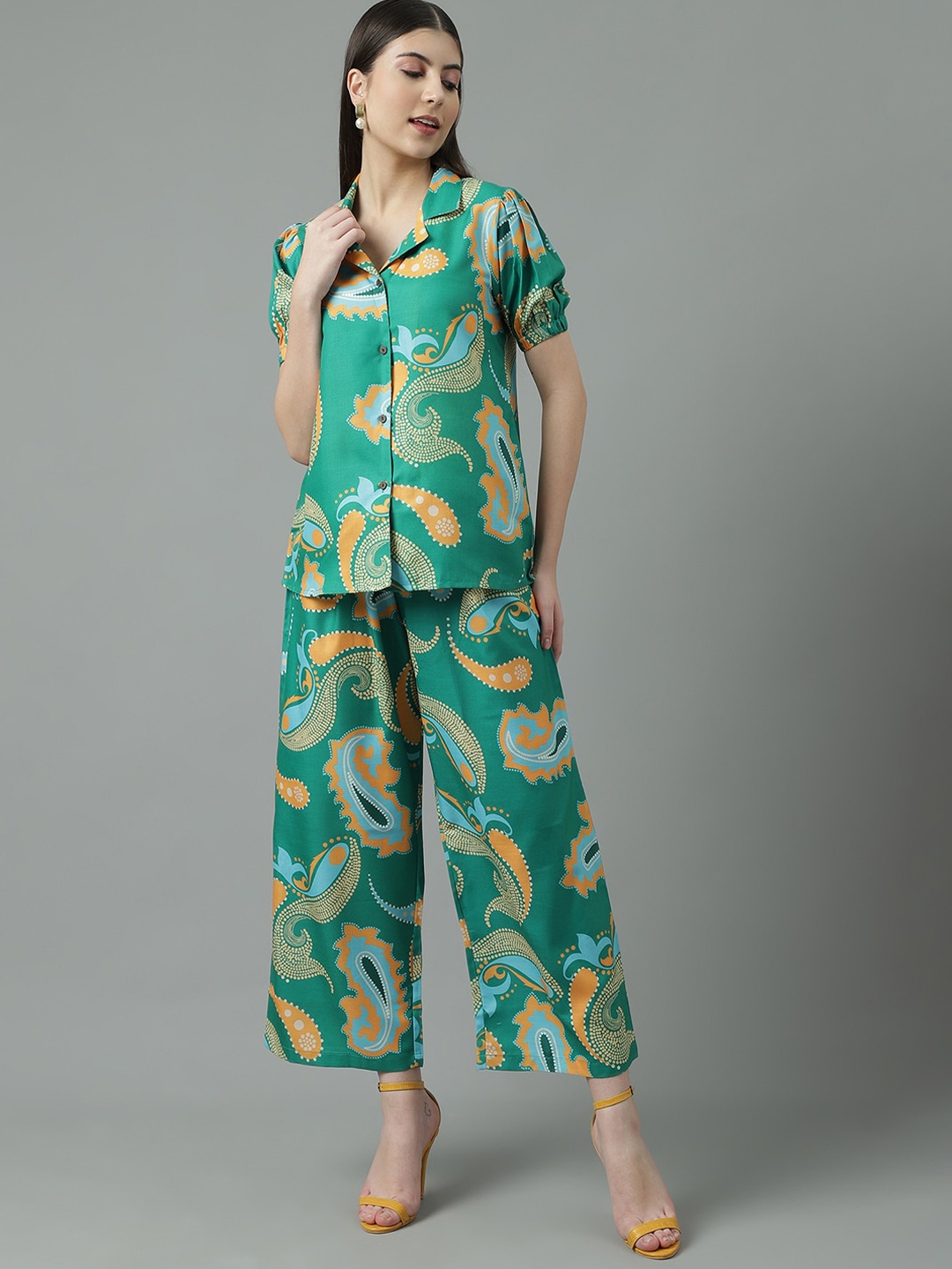 

Sringam Abstract Printed Pure Cotton Shirt With Trousers, Green