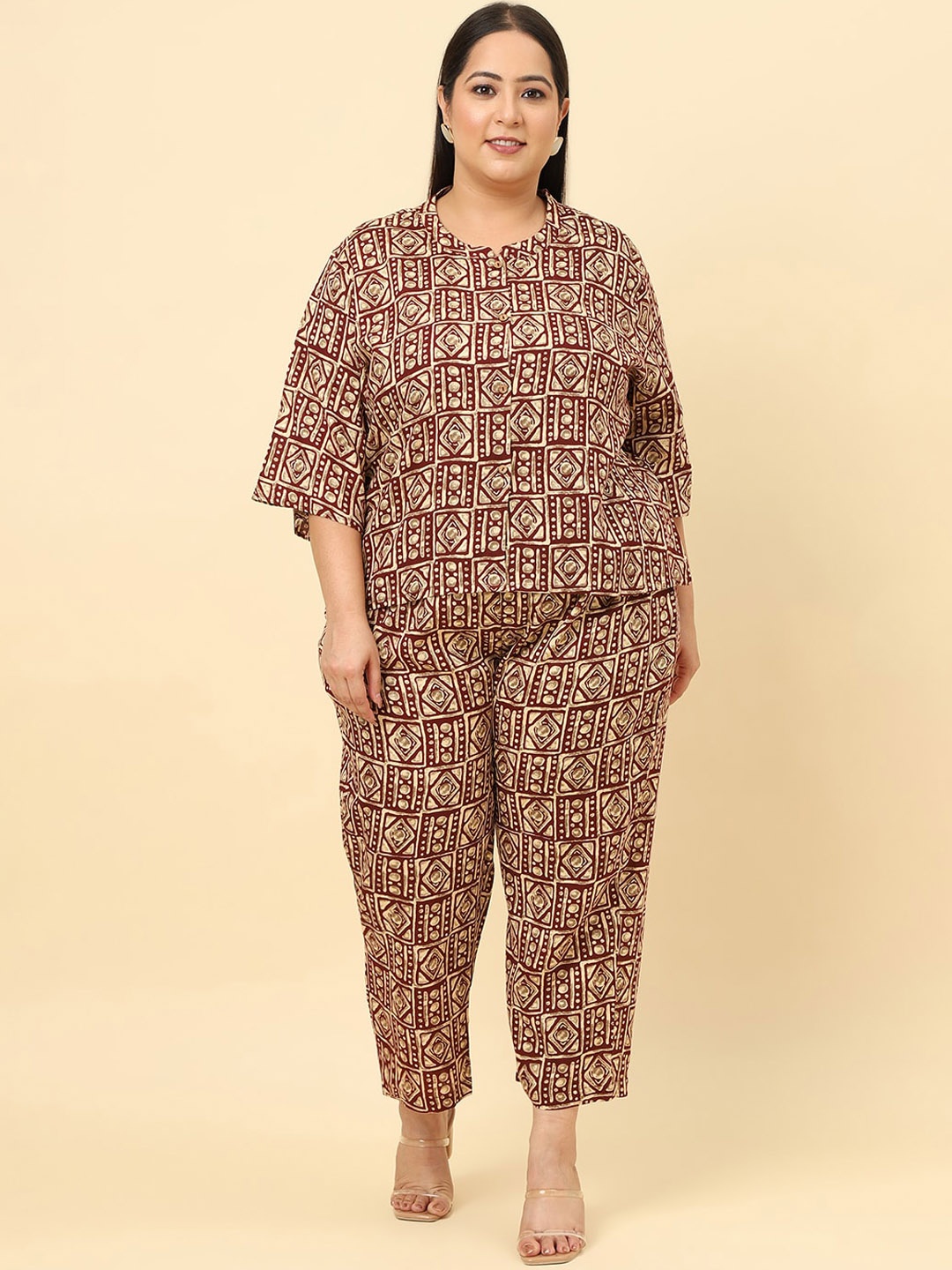 

Sringam Plus Size Ethnic Motifs Printed Top With Trousers, Maroon