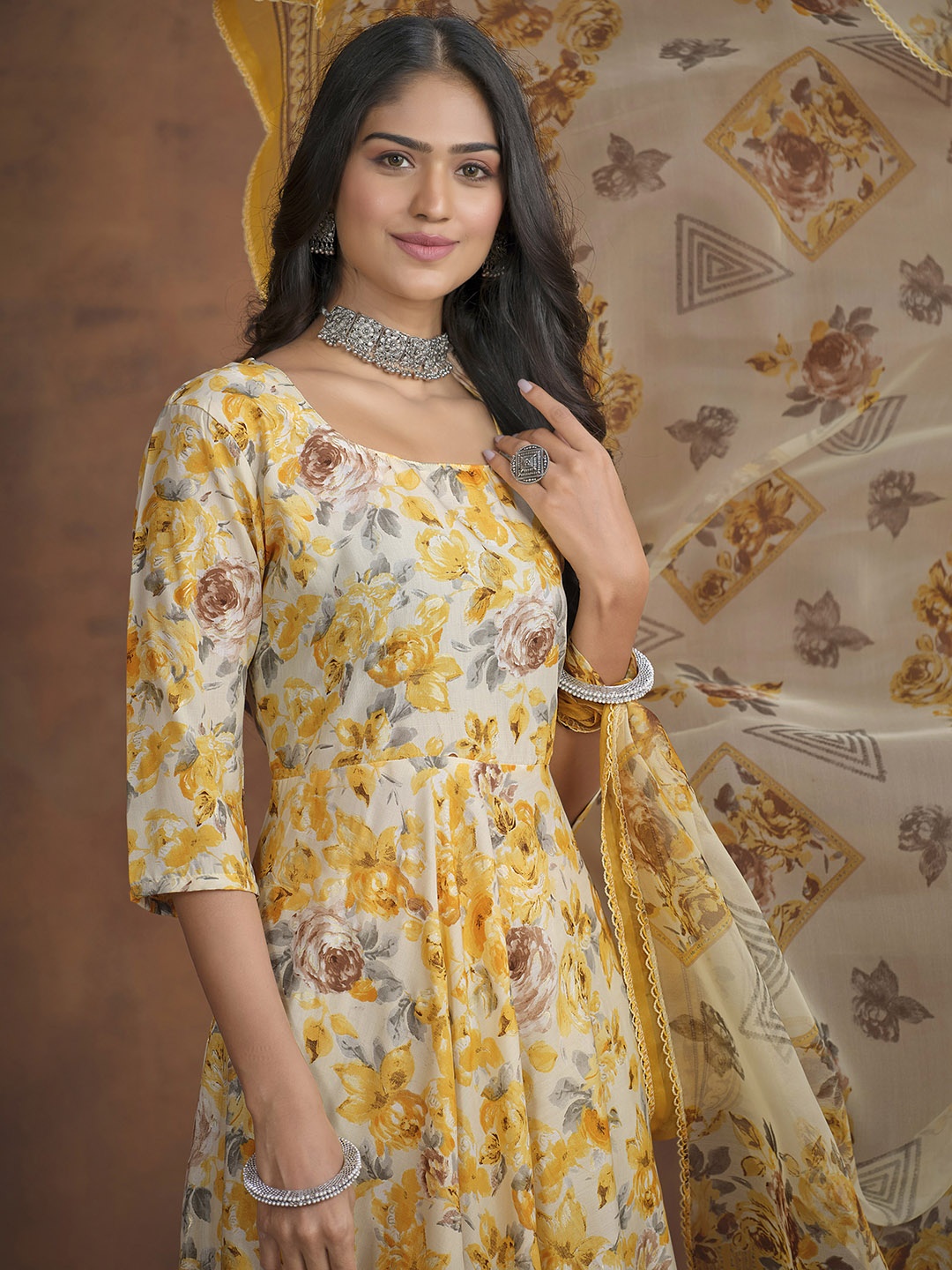 

Sangria FLoral Printed A Line Kurta & Trousers With Dupatta, Yellow