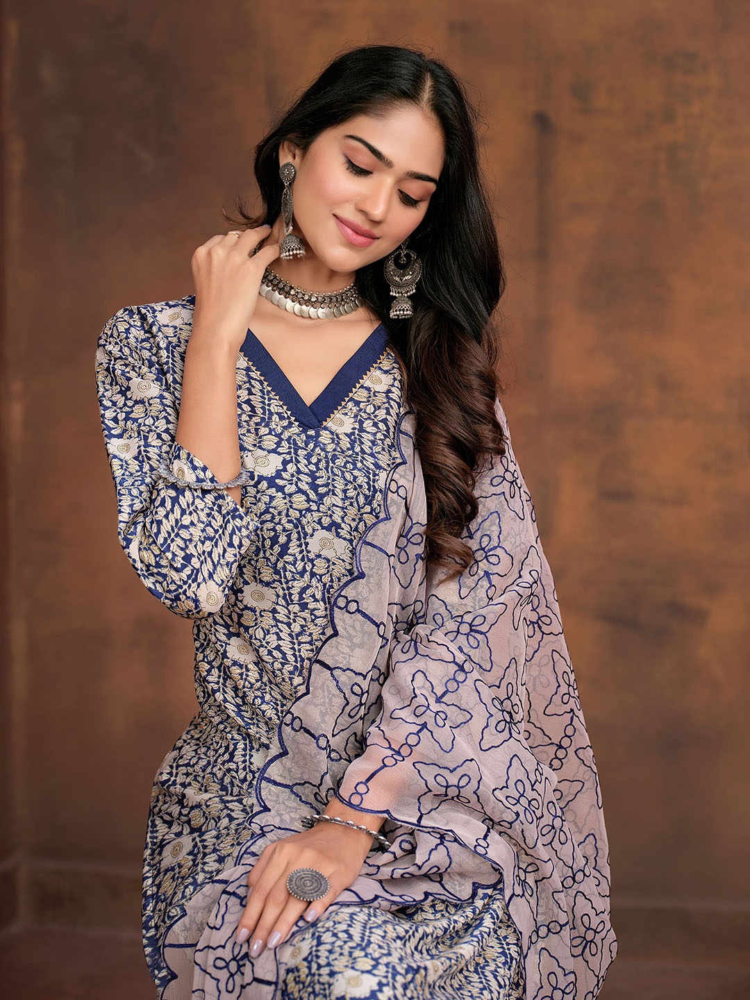 

Sangria Blue Ethnic Motifs Printed Kurta With Trousers & Dupatta