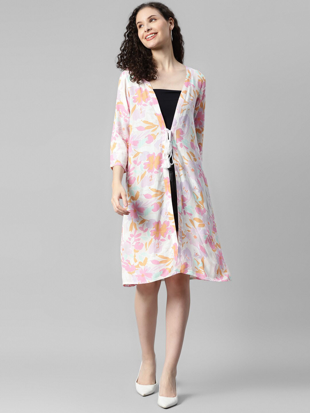 

DEEBACO Floral Printed Longline Tie-Up Shrug, White