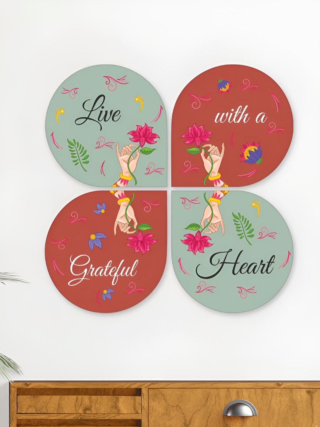 

ArtVibes Green & Red Wooden Hanging Wall Art