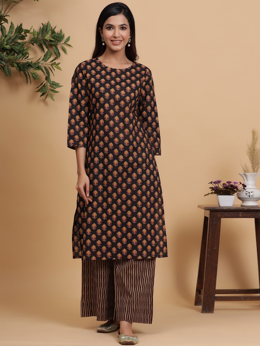 

Sangria Ethnic Motifs Printed Pure Cotton Regular Kurta With Trousers, Brown