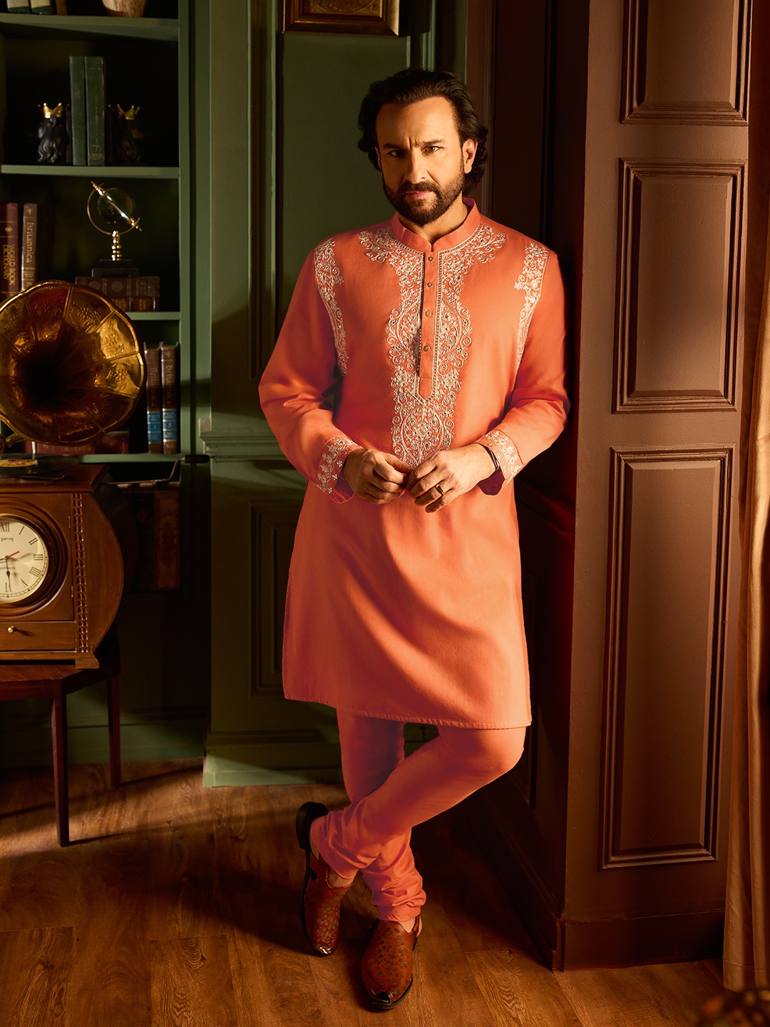 

House of Pataudi Woven Design Regular Sequinned Pure Cotton Jashn Kurta with Churidar, Orange