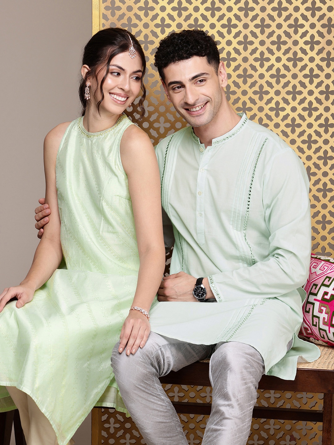 

House of Pataudi Ethnic Motifs Printed Sequinned Jashn Kurta, Green