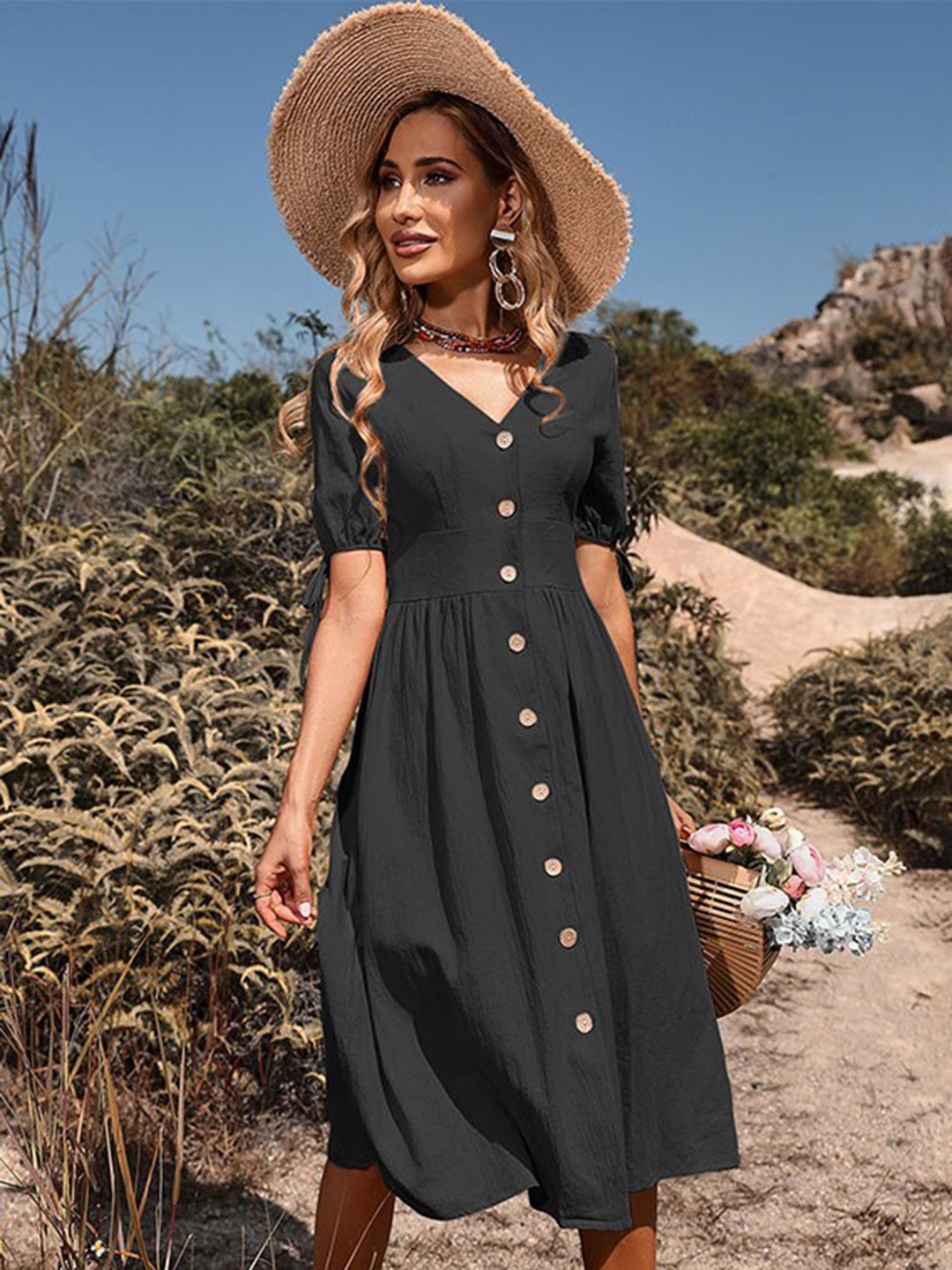 

StyleCast Black V-Neck Gathered A-Line Midi Dress