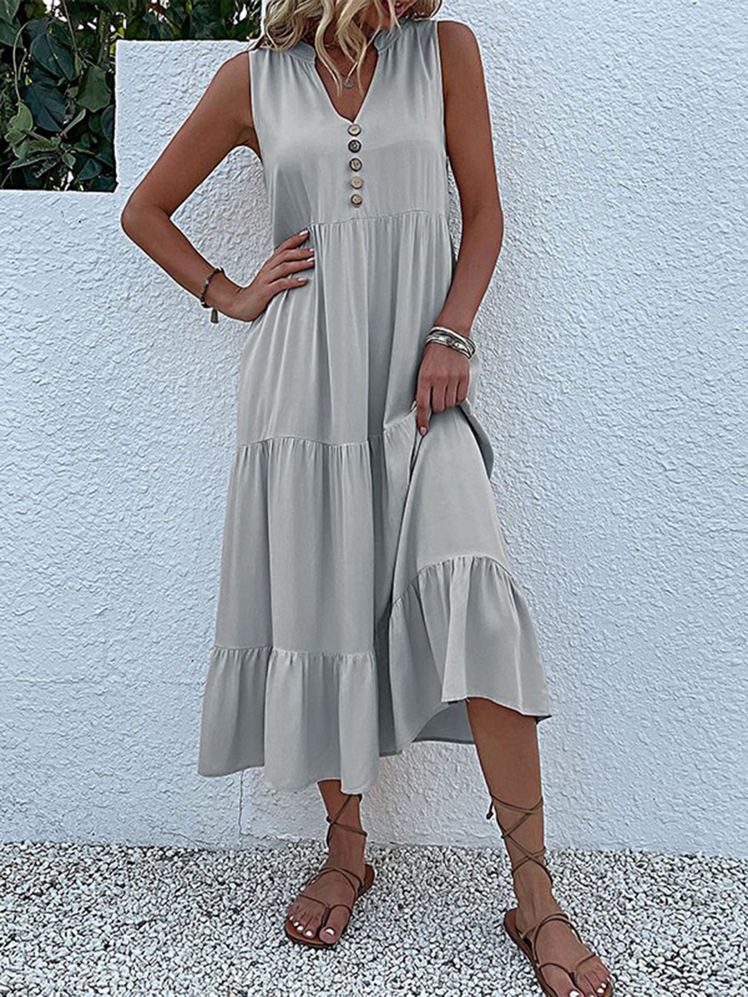 

StyleCast Grey V-Neck Gathered Tiered A-Line Midi Dress
