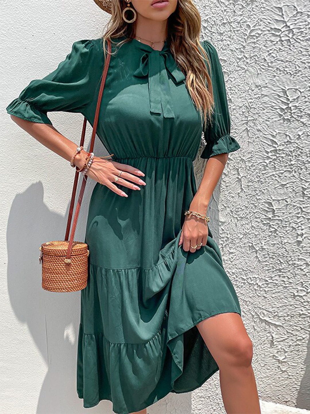 

StyleCast Green Tie Up Neck Fit & Flare Dress
