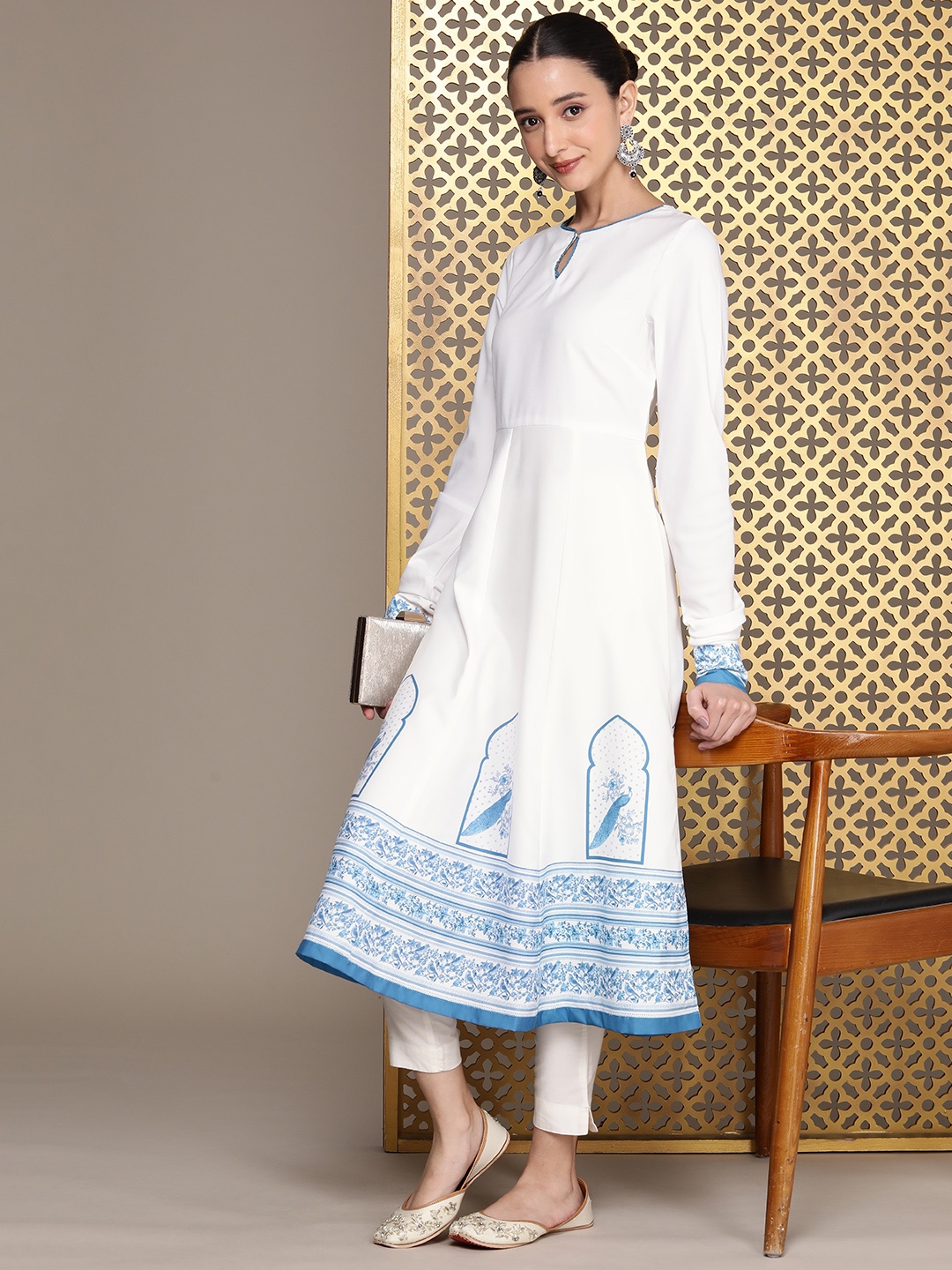 

House of Pataudi Ethnic Motifs Printed Keyhole Neck Jashn Kurta, White
