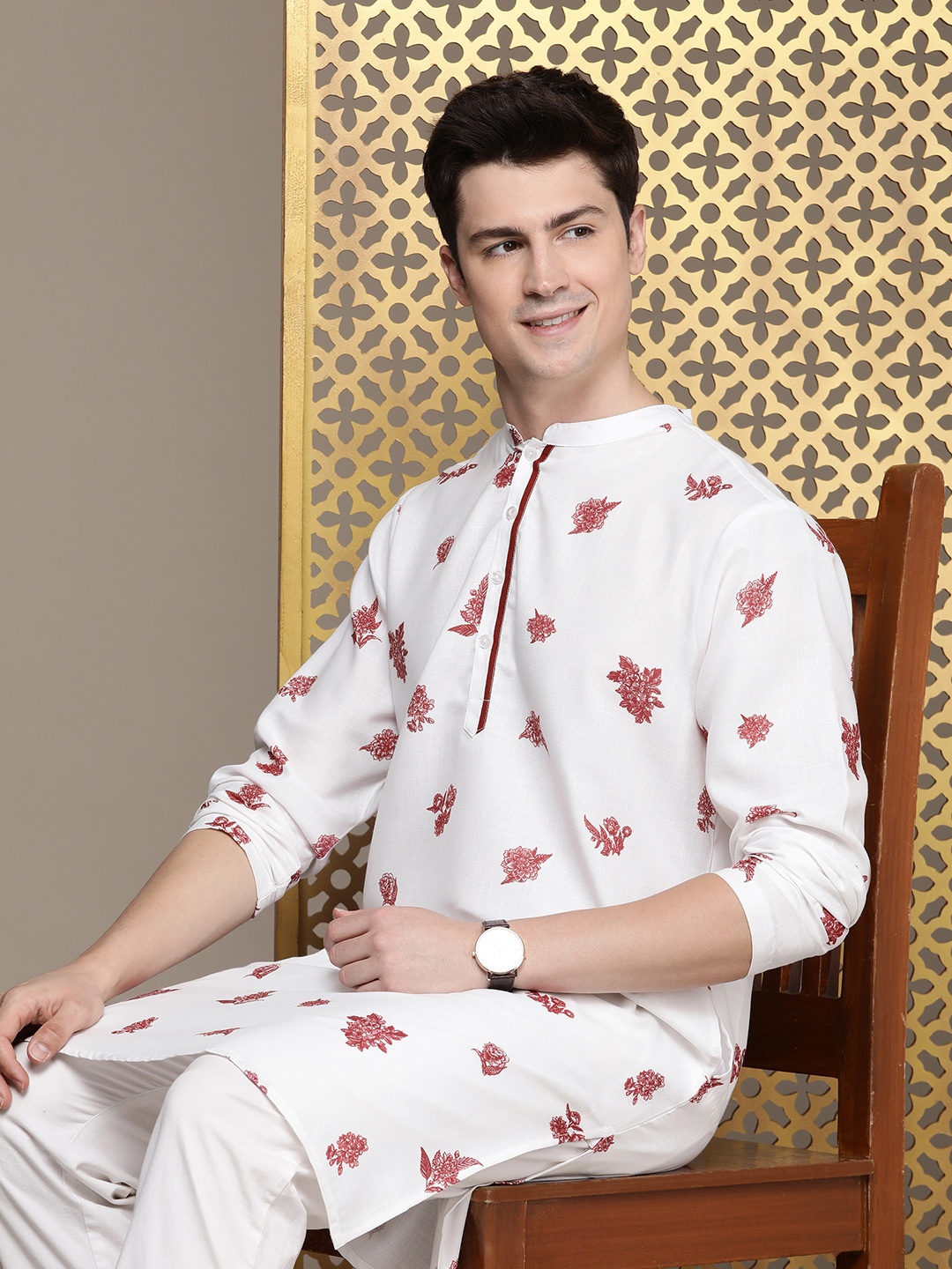 

House of Pataudi Floral Printed Rozana Straight Kurta, White