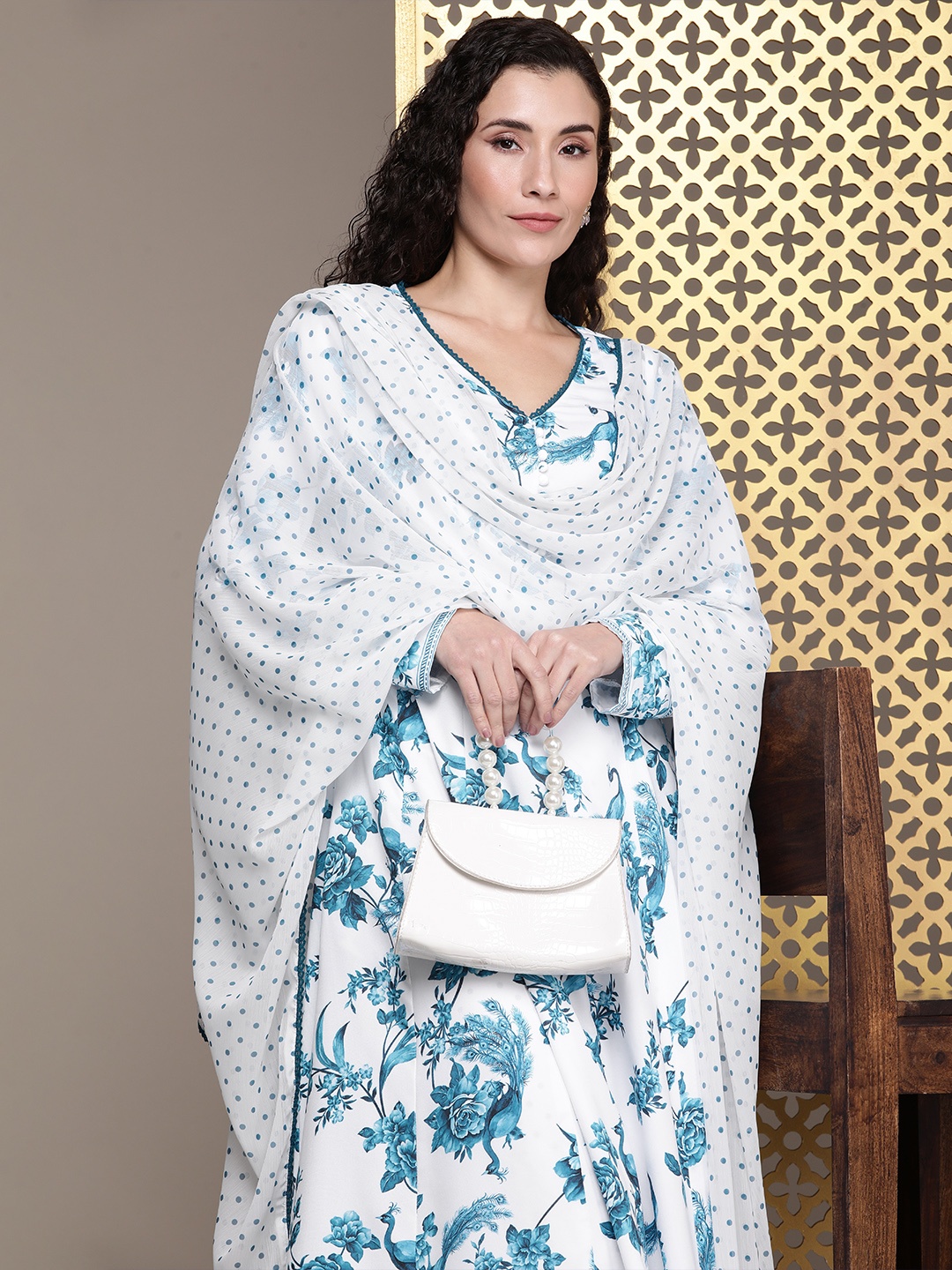 

House of Pataudi Women Jashn Floral Printed Kurta With Palazzos & Dupatta, White