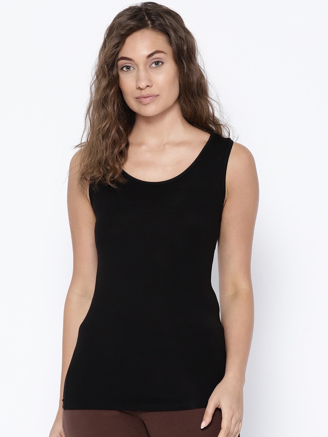 

Kanvin Women Round Neck Thermal Tops, Black