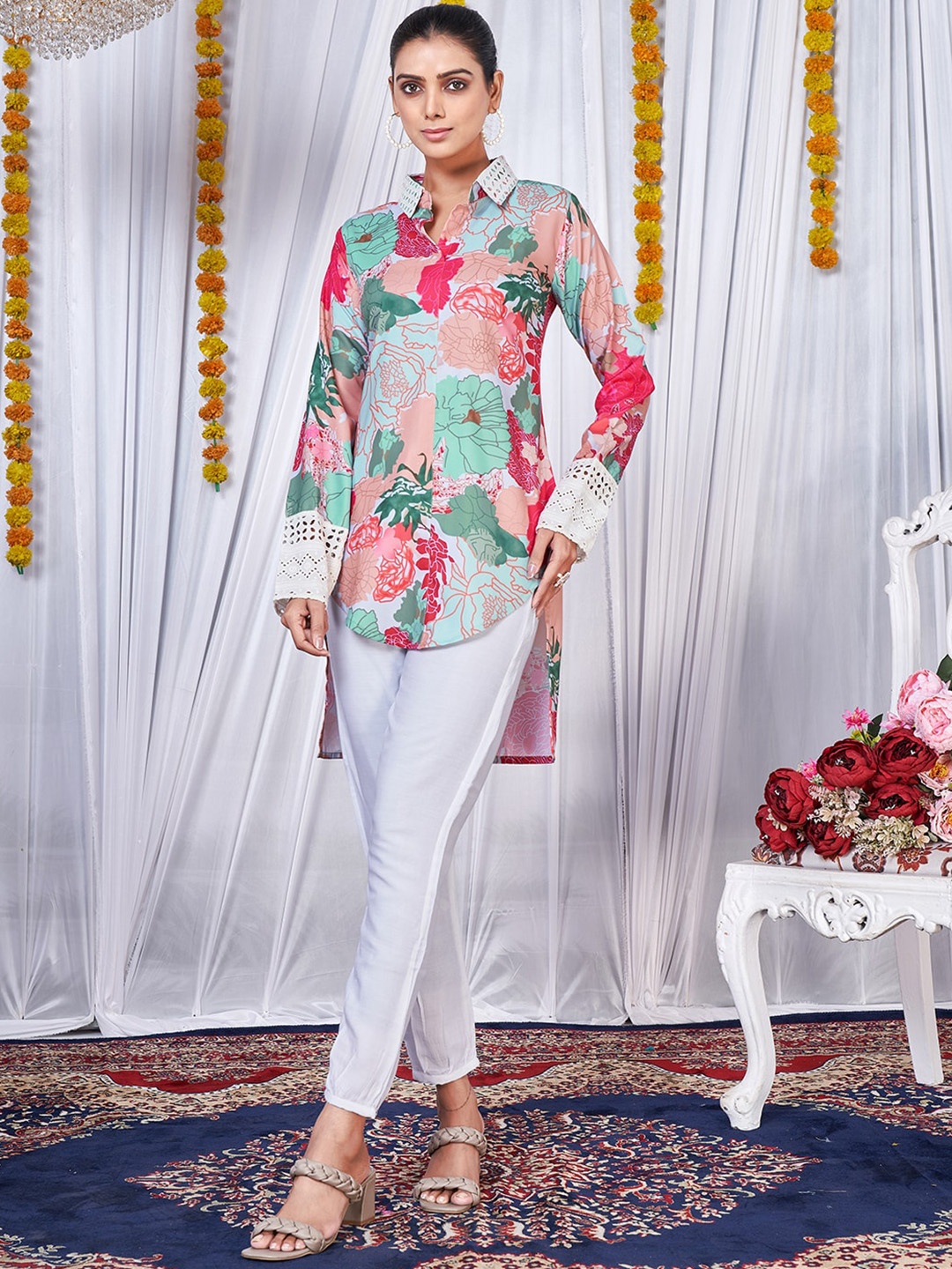 

PRENEA Women Floral Printed Kurta With Trousers, White