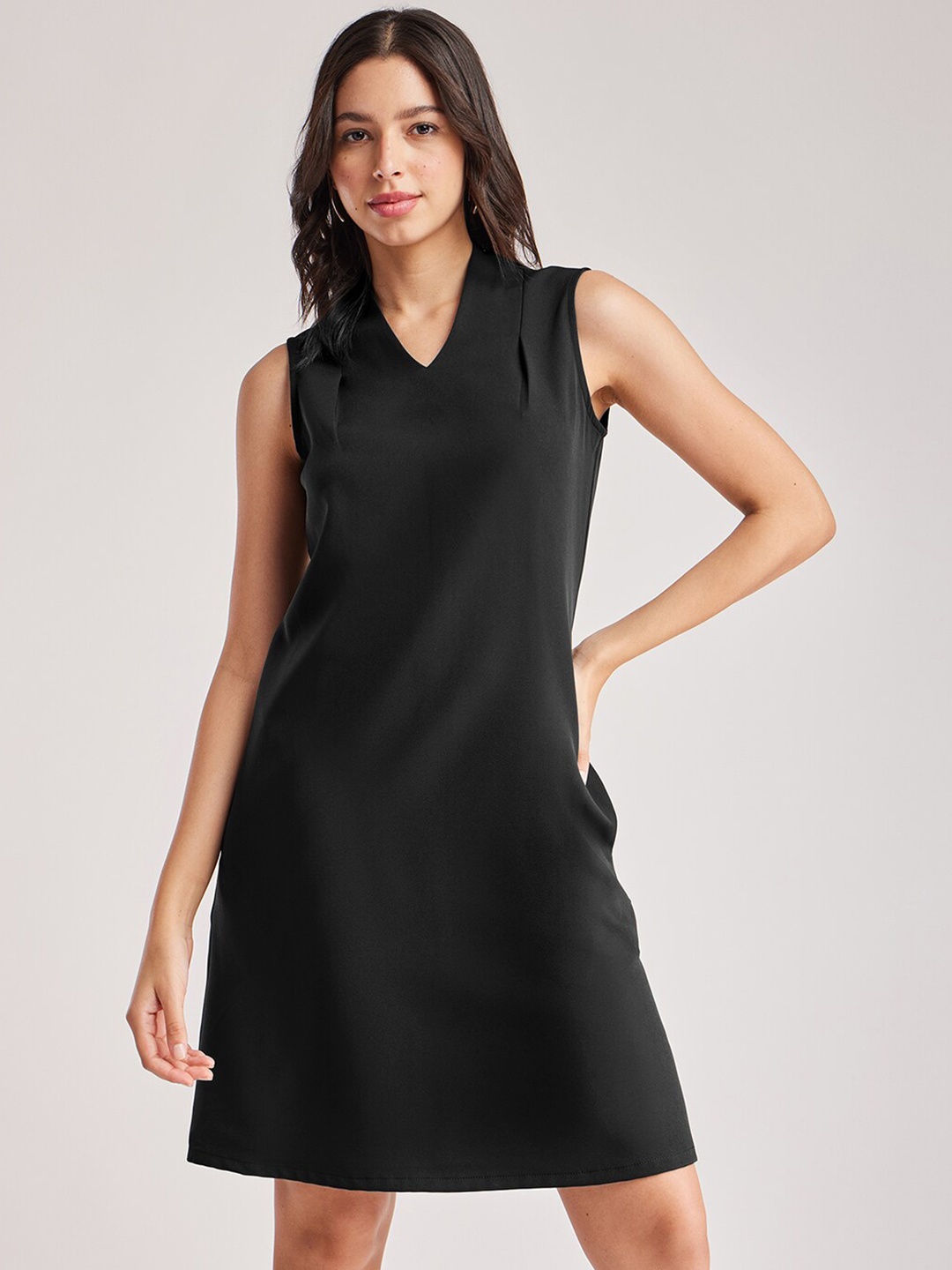 

FableStreet V-Neck Sleeveless A-Line Dress, Black