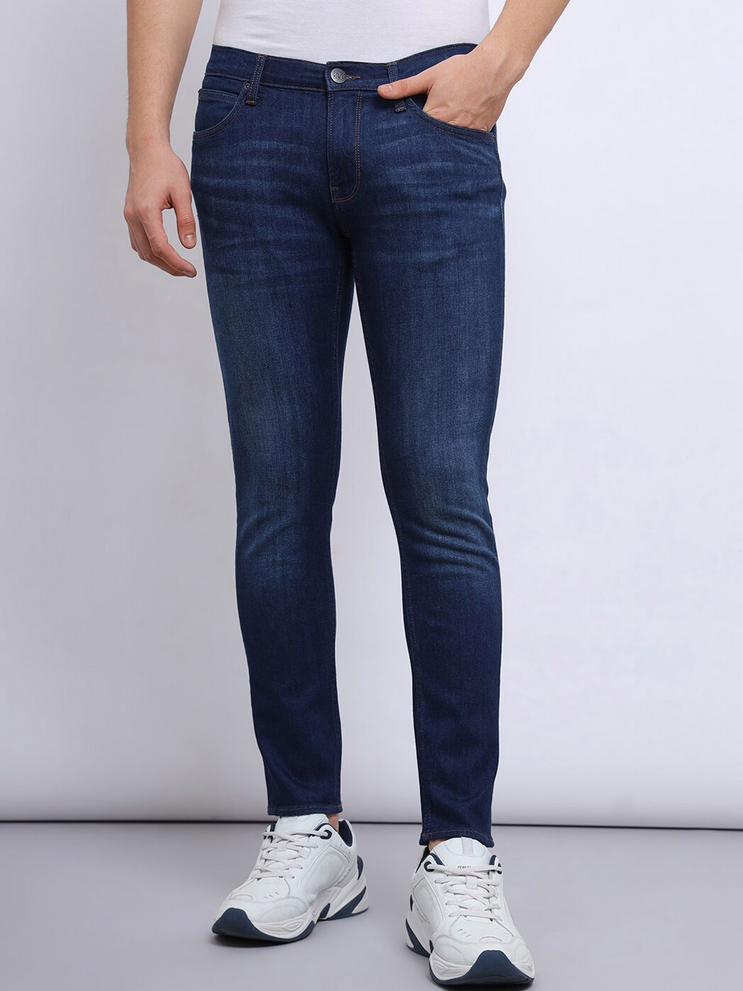 

Lee Men Skinny Fit Low-Rise Light Fade Stretchable Jeans, Navy blue