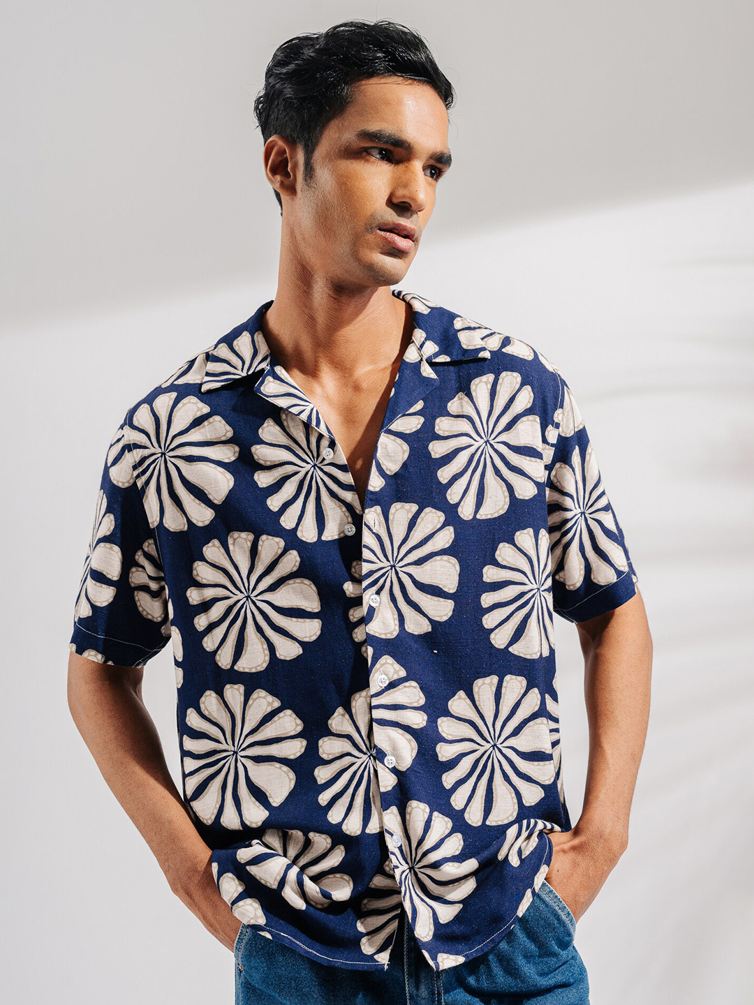 

FREAKINS Floral Printed Drop-Shoulder Sleeves Casual Shirt, Blue