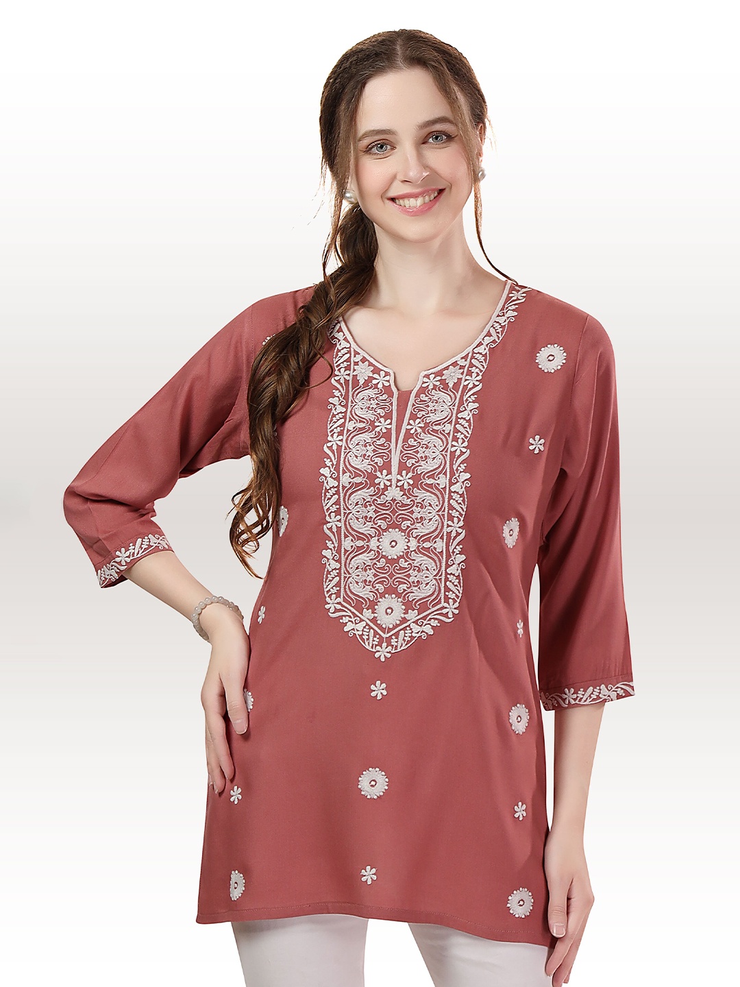 

keshubaba Ethnic Motifs Embroidered Chikankari Kurti, Red