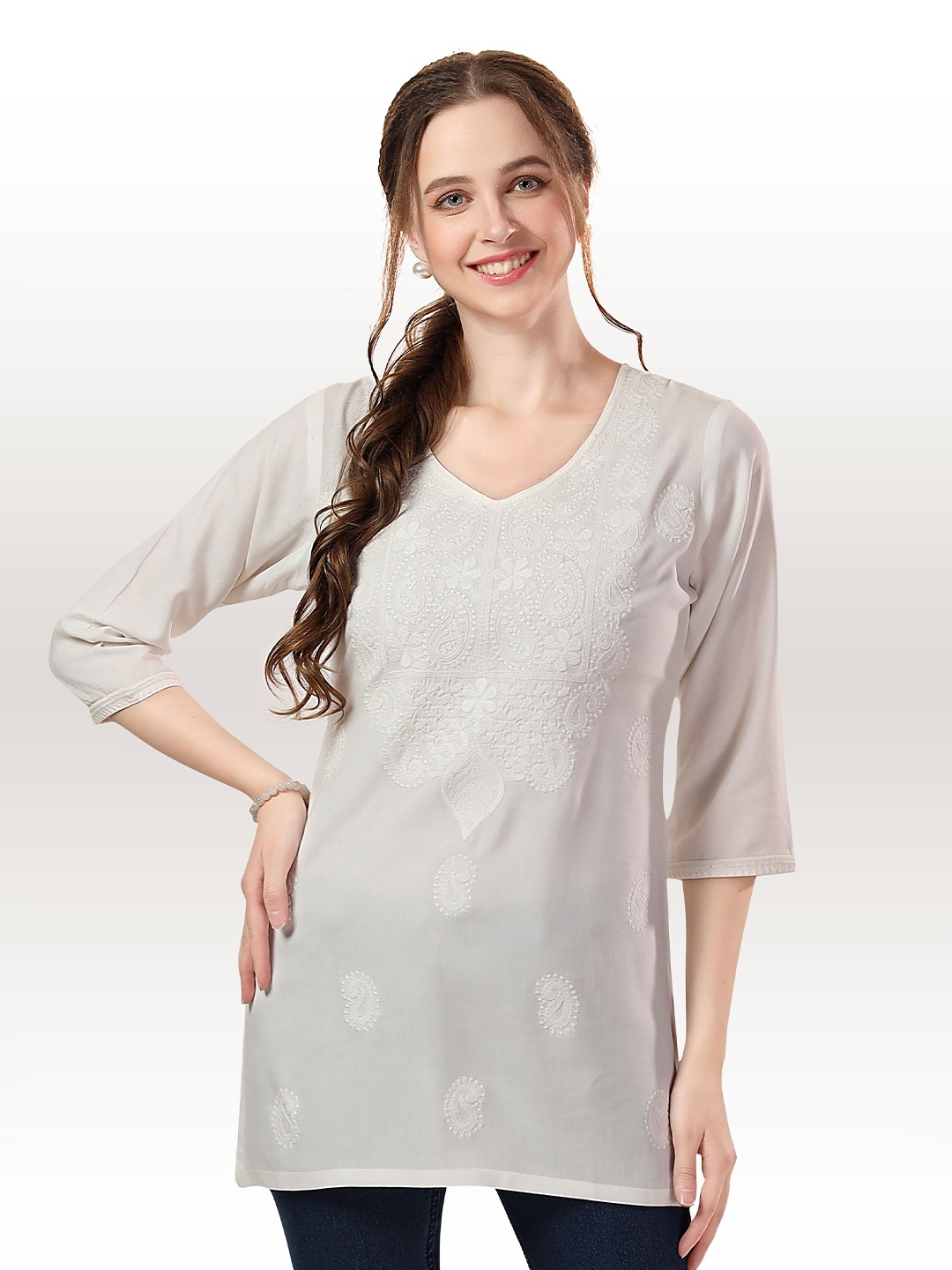 

keshubaba Ethnic Motifs Embroidered V-Neck Chikankari Kurti, Cream