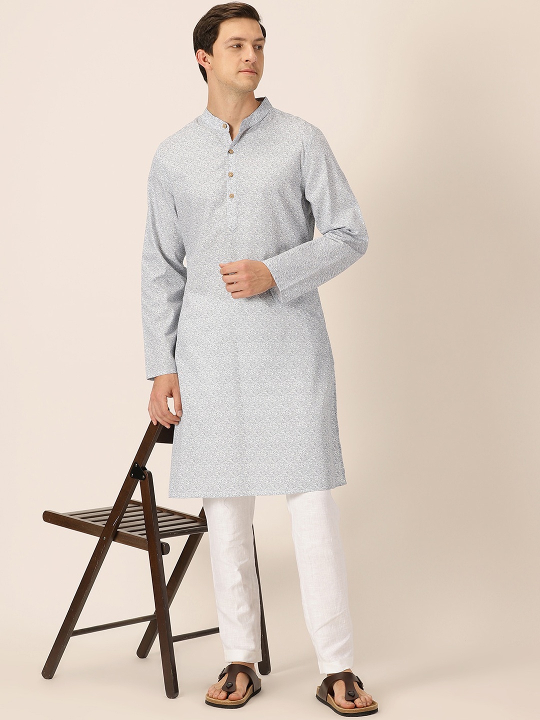 

HERE&NOW Blue & White Floral Printed Band Collar Pure Cotton Straight Kurta