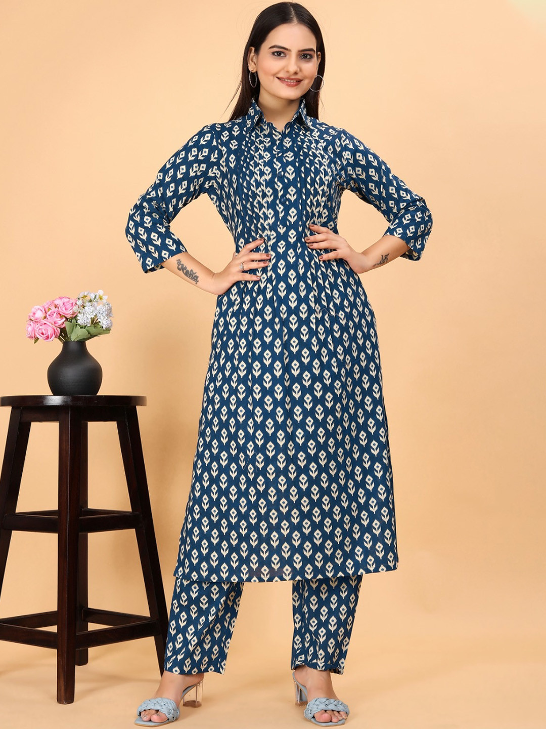 

FABDYOR Ethnic Motifs Printed Shirt Collar Pure Cotton Kurta With Trousers, Blue