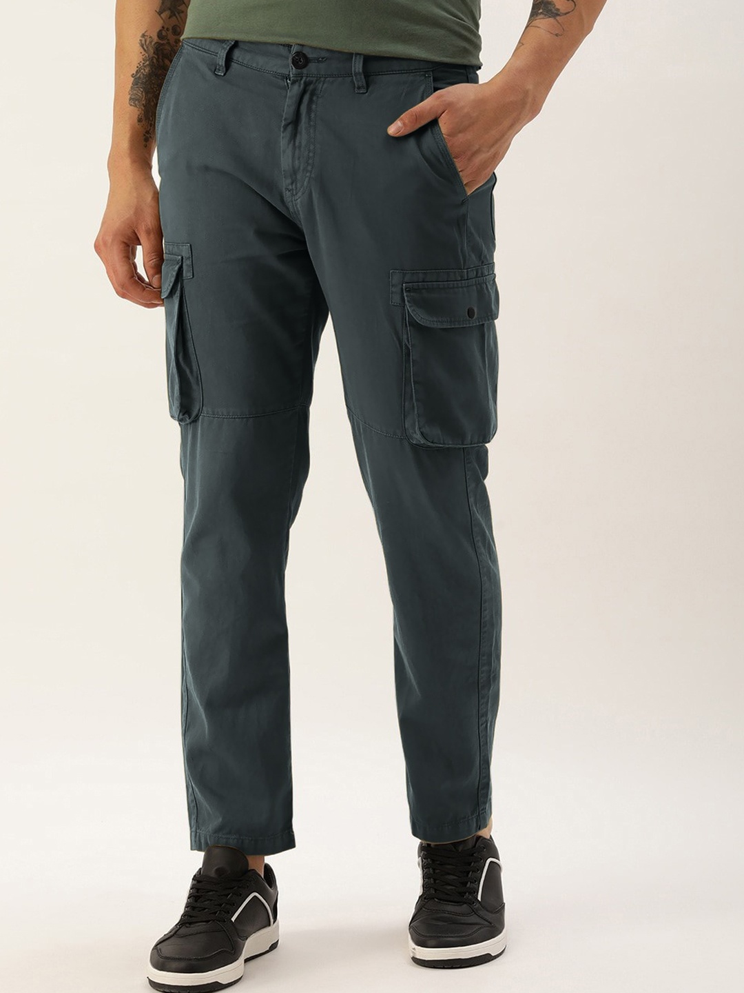 

IVOC Men Regular Fit Mid-Rise Pure Cotton Cargos Trousers, Grey
