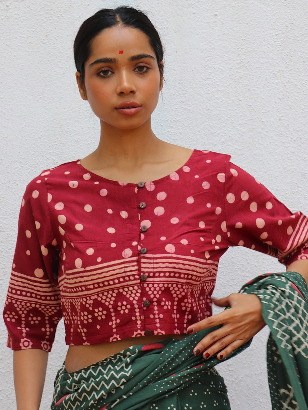 

Chidiyaa Polka Dots Printed Cotton Saree Blouse, Maroon