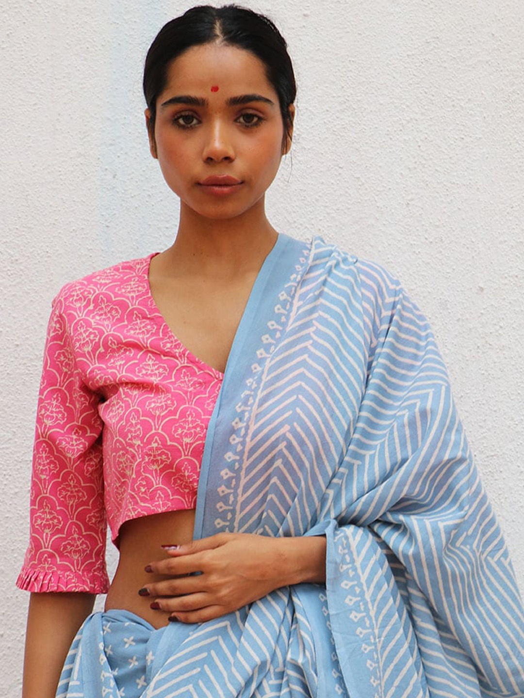 

Chidiyaa Ethnic Motifs Printed Cotton Saree Blouse, Pink
