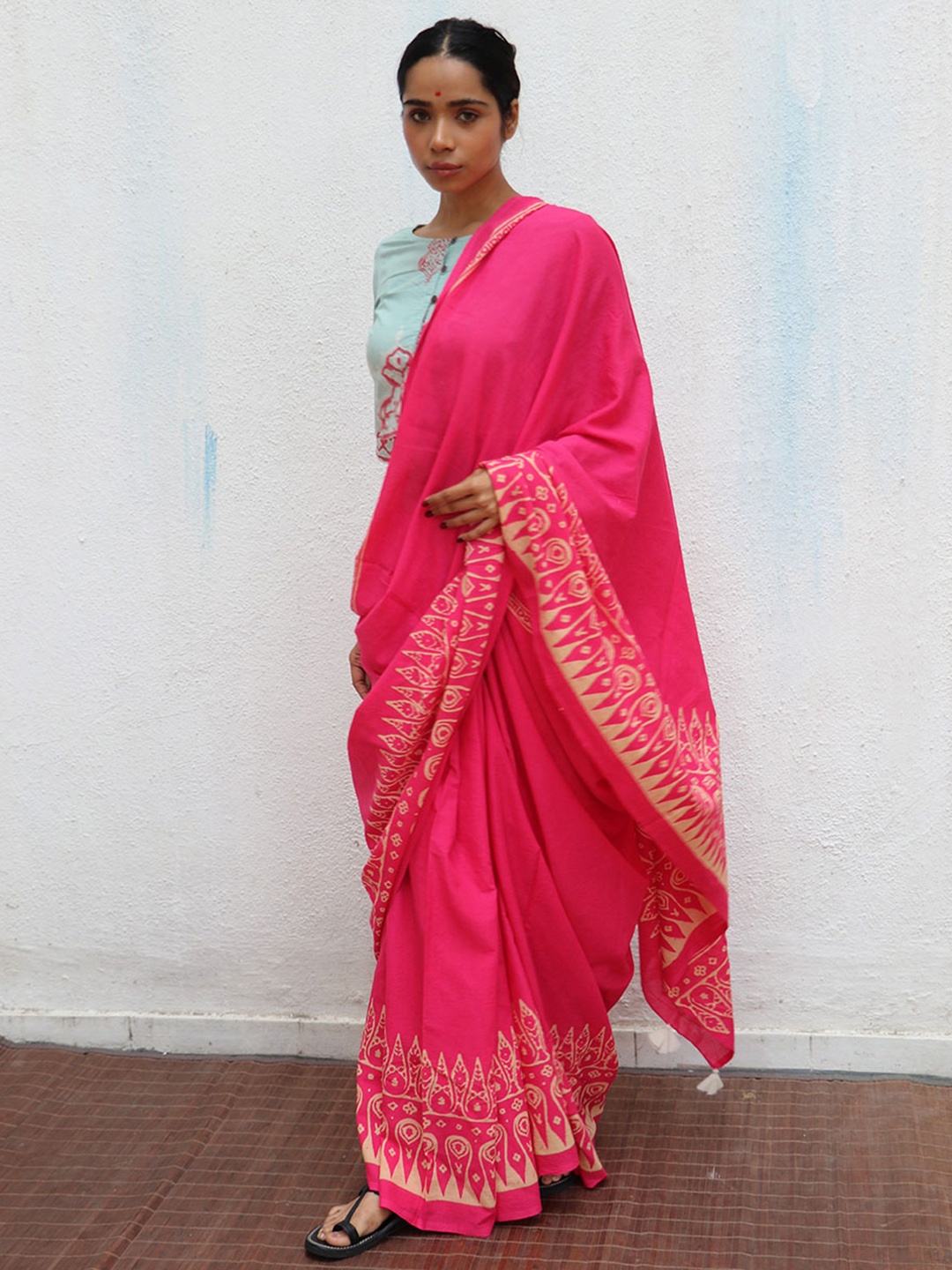 

Chidiyaa Ethnic Motifs Printed Border Pure Cotton Saree, Pink