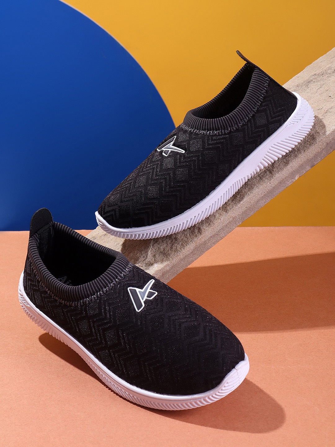 

Airson Women Contrast Sole Memory Foam Insole Slip-On Sneakers, Black