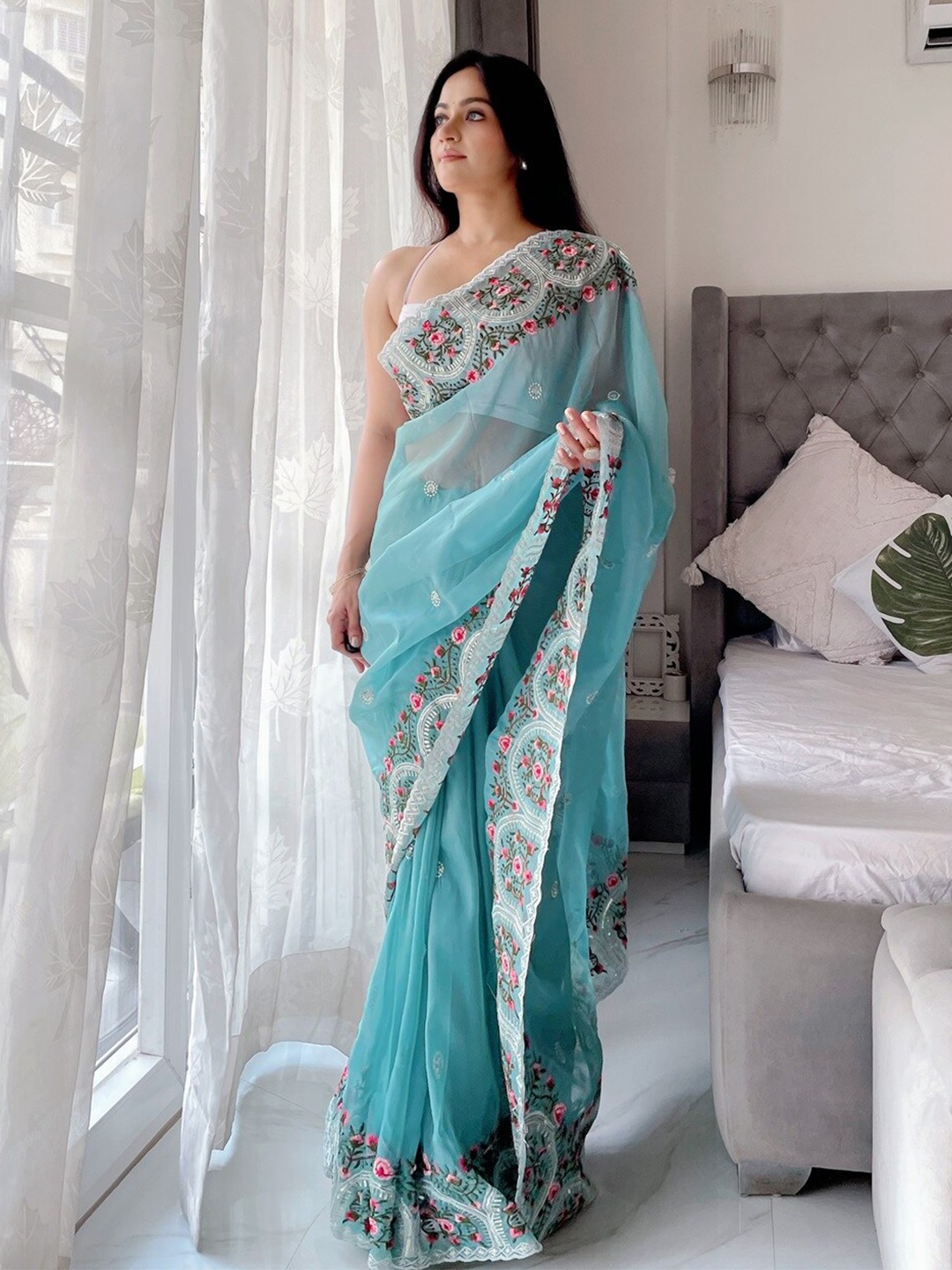 

Anouk Teal & White Floral Embroidered Organza Saree